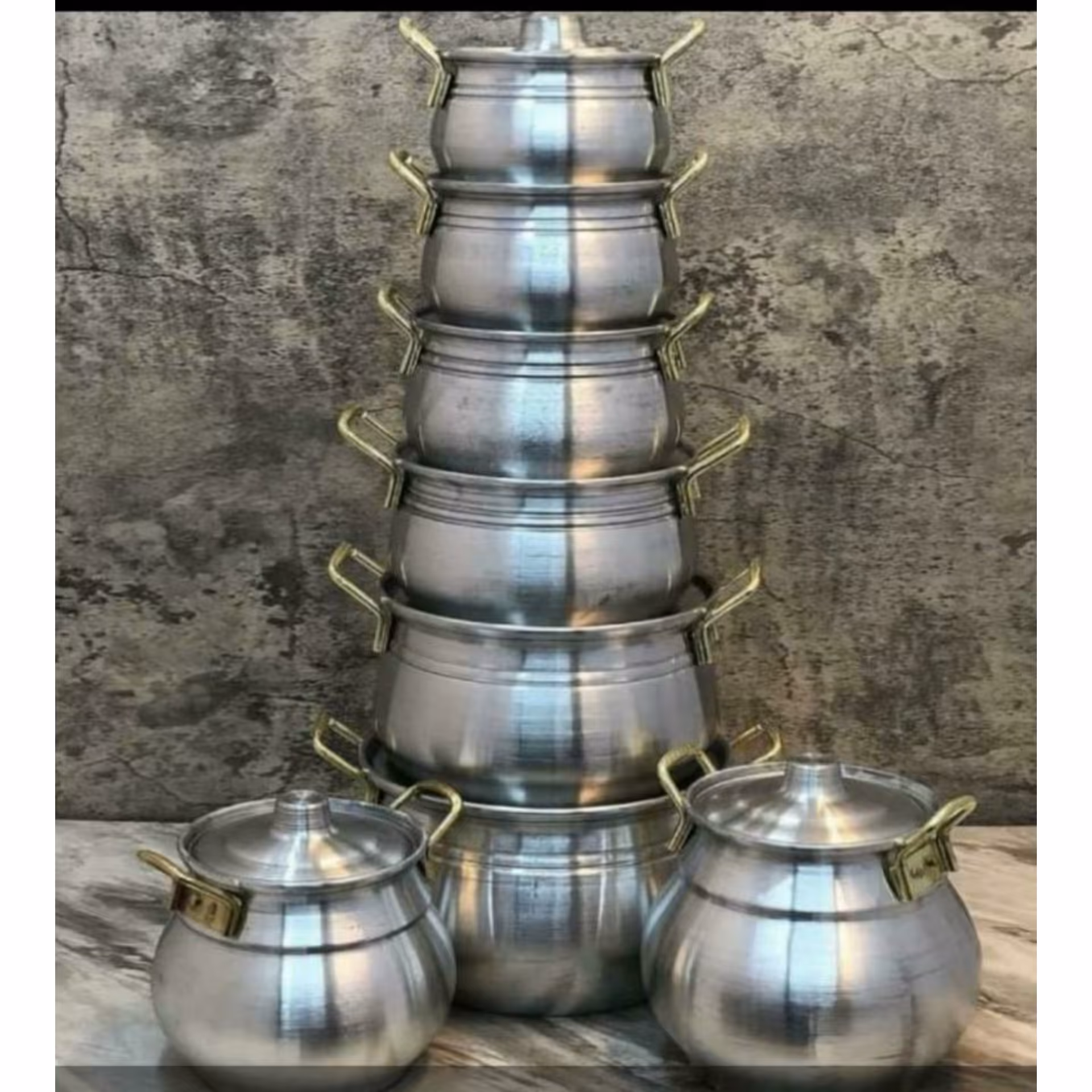 ست بسیار زیبای قابلمه و دیگ دیزی 