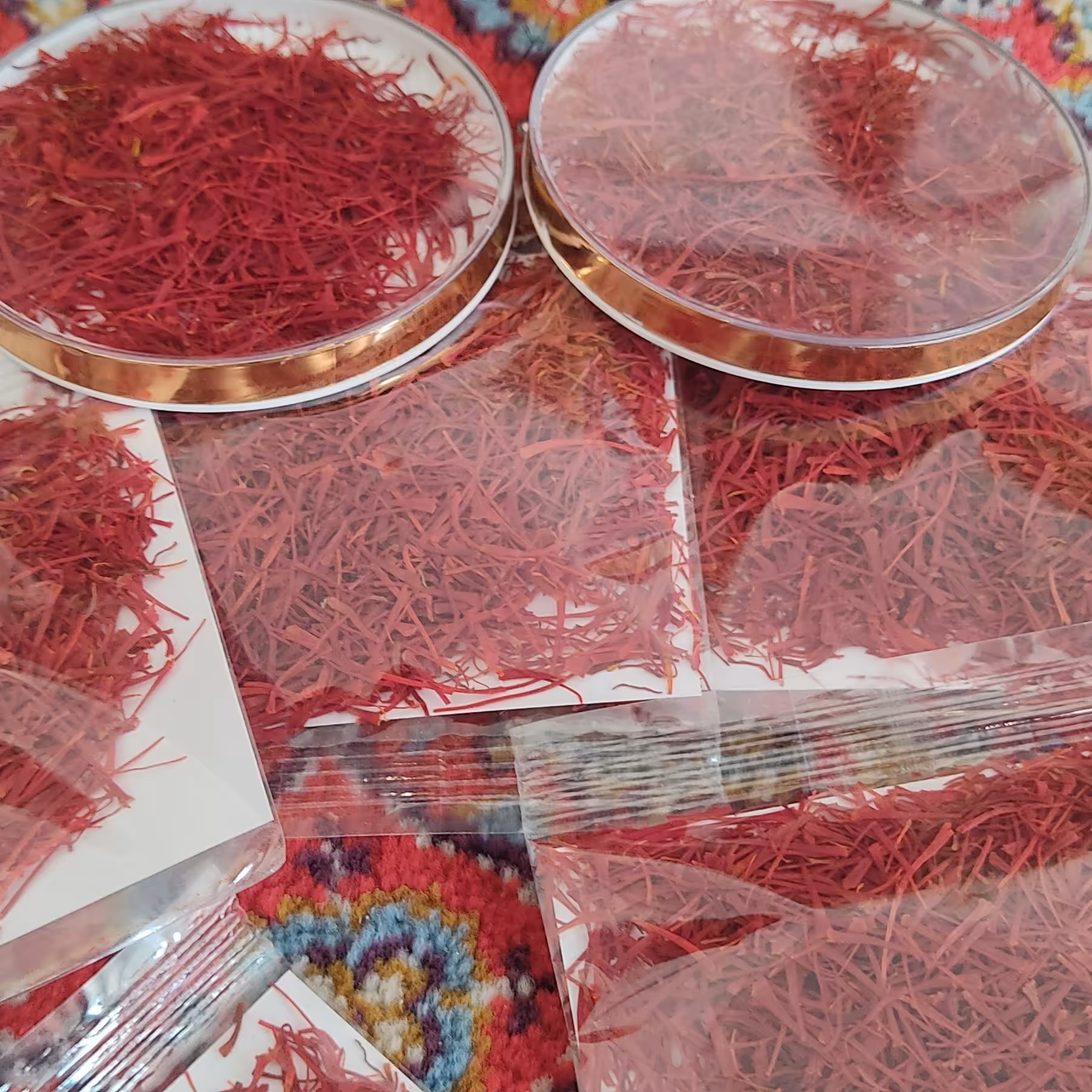 🌹(٪30هزینه ارسال با ماست)🌹   زعفران سرگل درجه یک.با بهترین رنگ و بو وعطر 