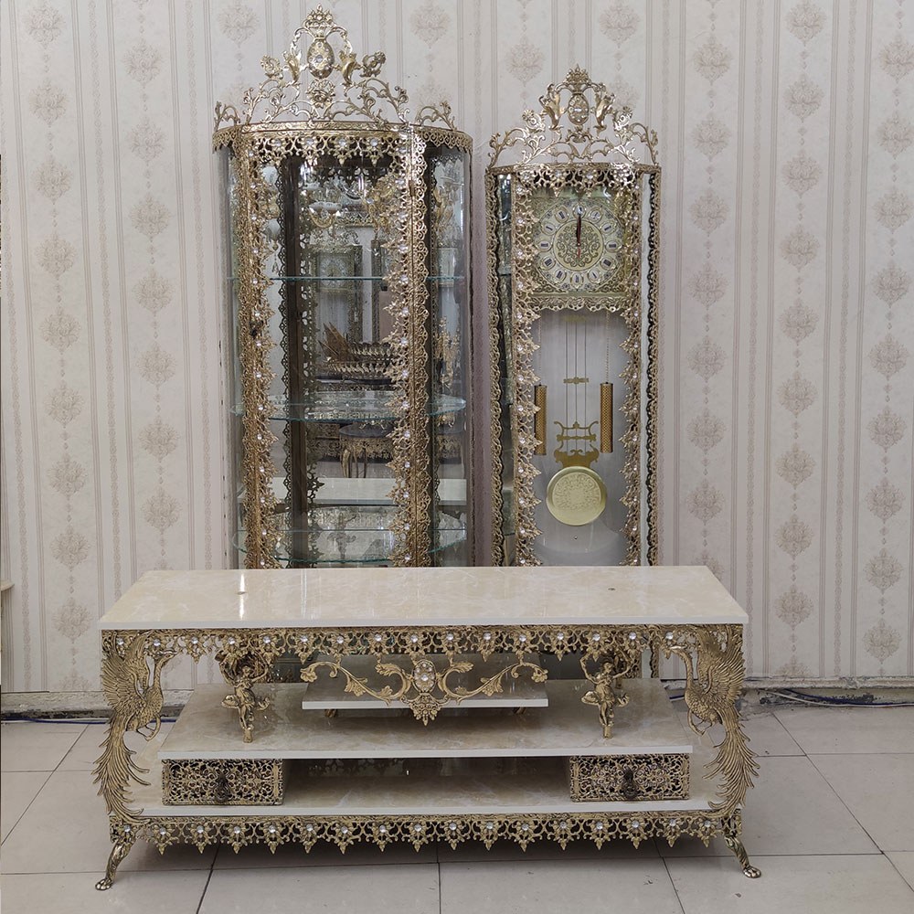 ست بوفه و میز تلویزیون برنز  و ساعت ایستاده برنزی گل آفتابگردان برنجی کد 8034