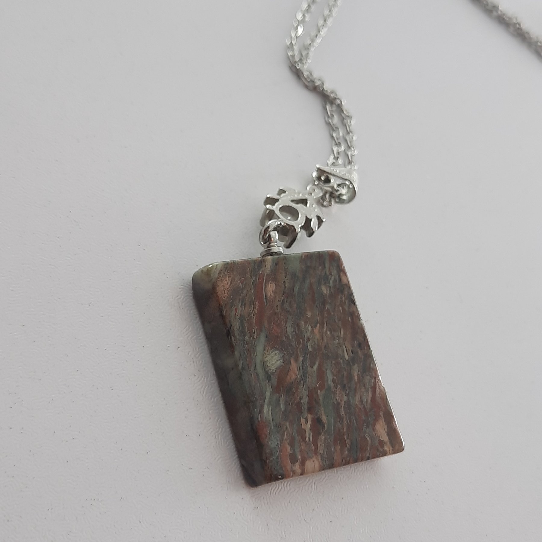 گردنبند و آویز سنگ ژاسپر کدm204