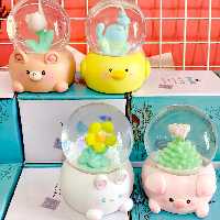 گوی سایز متوسط چراغدار طرح گل و حیوانات