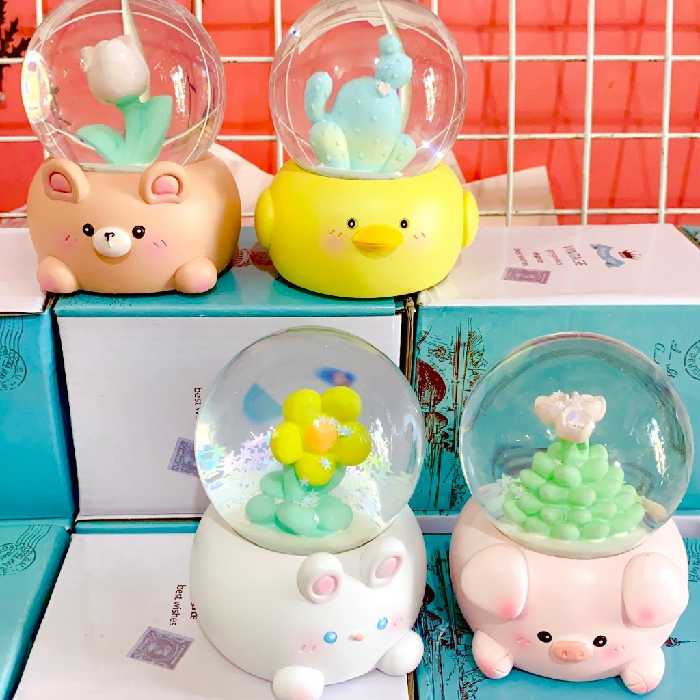 گوی سایز متوسط چراغدار طرح گل و حیوانات