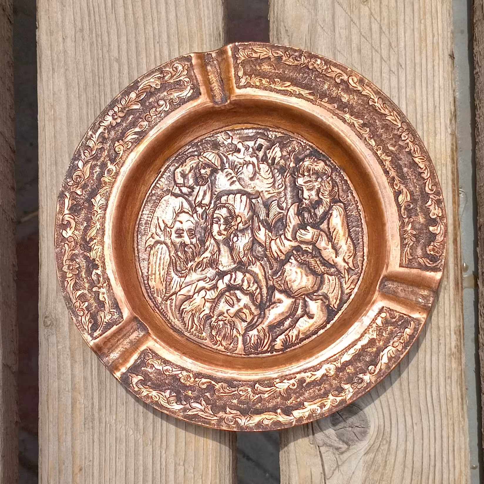 قلمزنی مسی زیر سیگاری