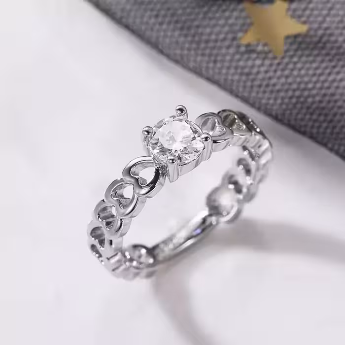 انگشتر طرح قلب تک نگین کدF777