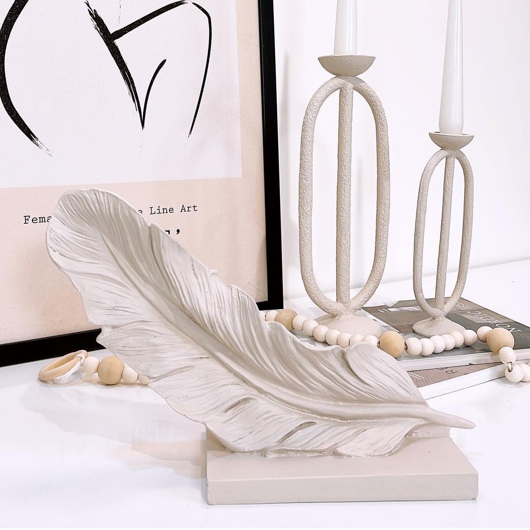 دکوری طرح پر