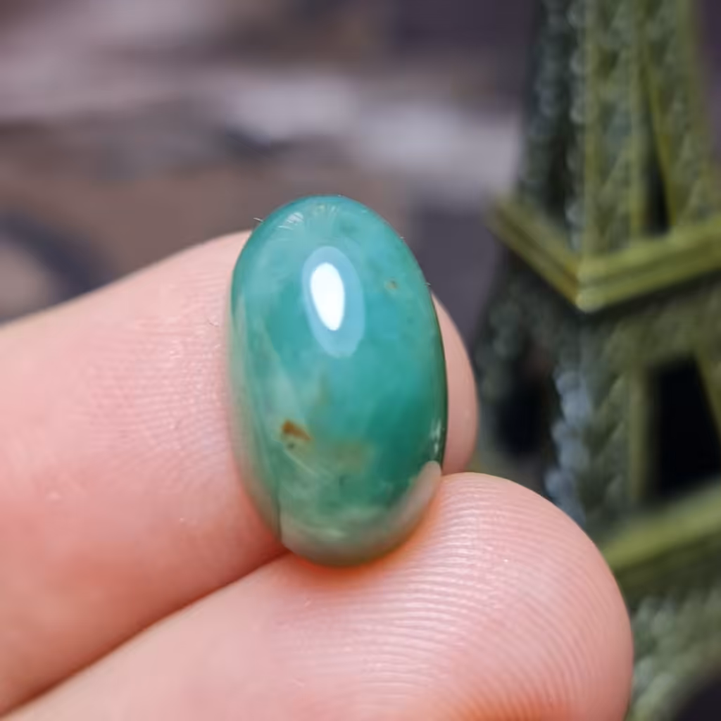 نگین فوق العاده زیبای سنگ صد درصد طبیعی عقیق سبز خاص اصل خراسانی
کد 26374