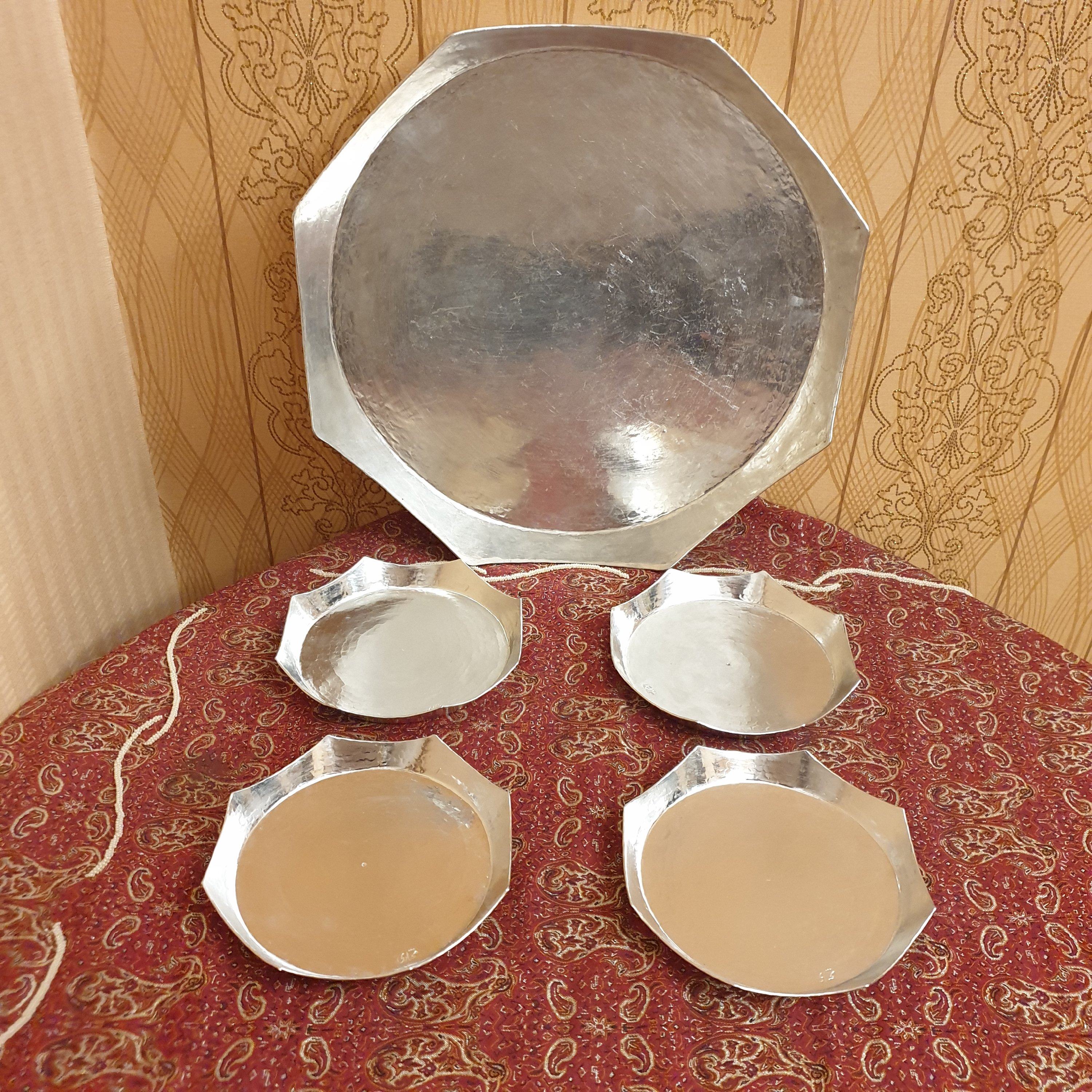 ست سینی با 6عدد پیش دستی خاص مس آنتیک قدیمی 