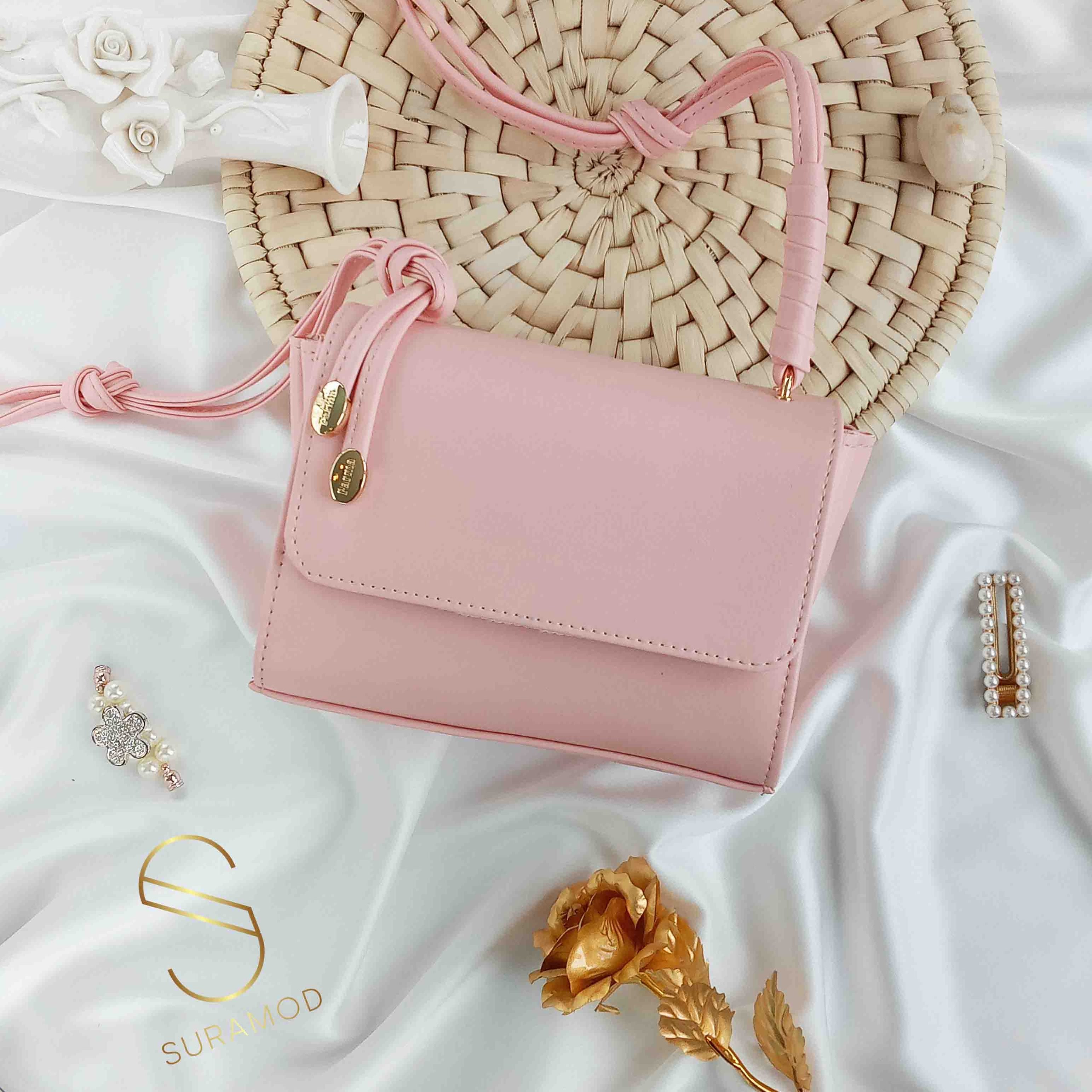 کیف دوشی زنانه و دخترانه با بندهای گره ای زیبا مناسب استفاده روزانه و مجلسی