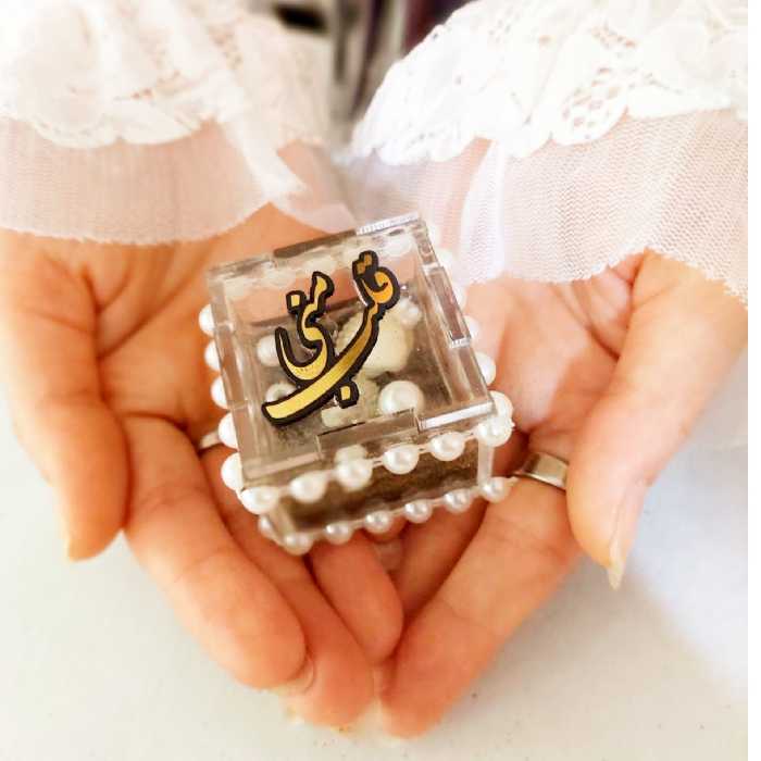 گیفت زیبای عروس و دوماد با قالب پلکسی و چسب رزین اپوکسی 