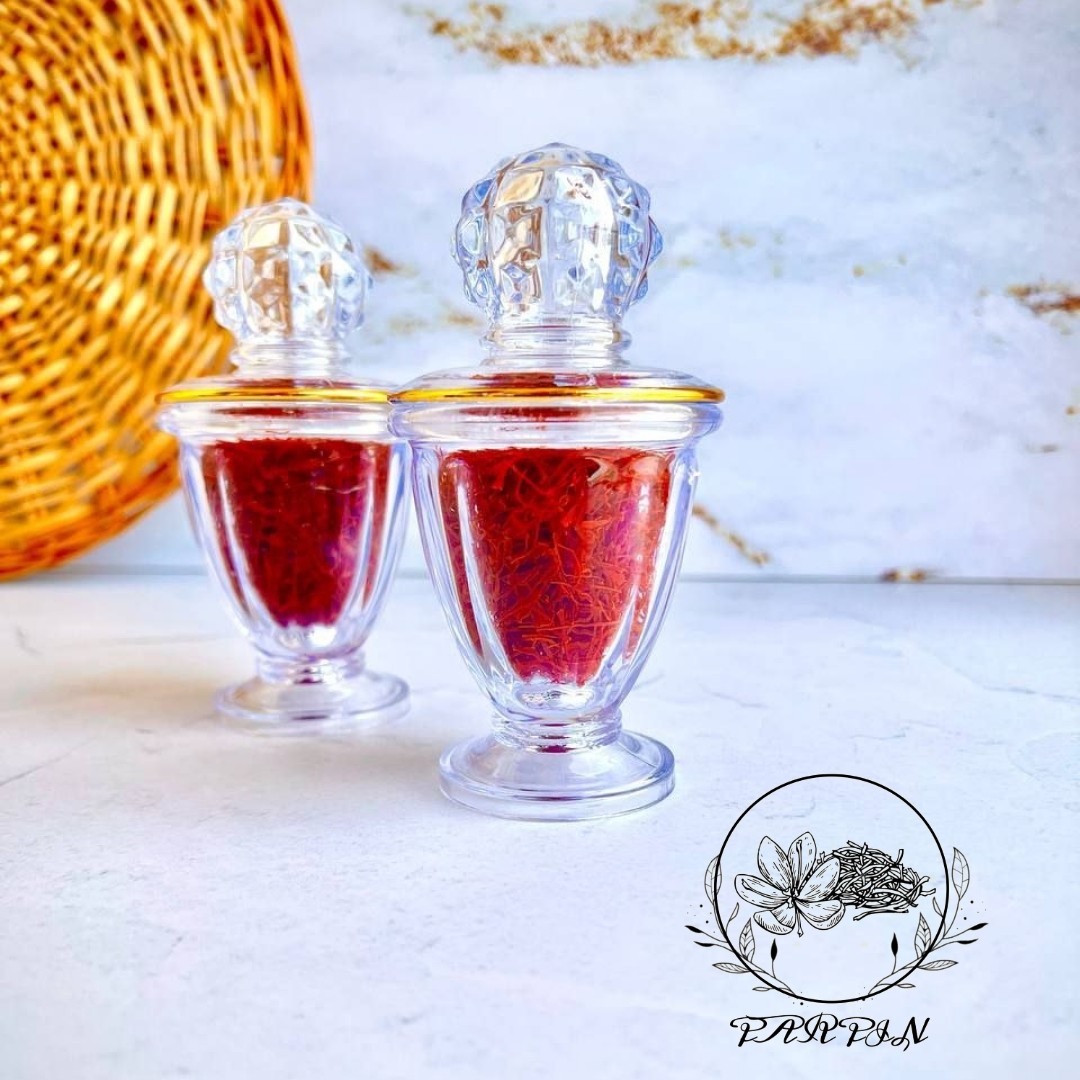 زعفران نگین 4 گرمی قائنات طرح جام