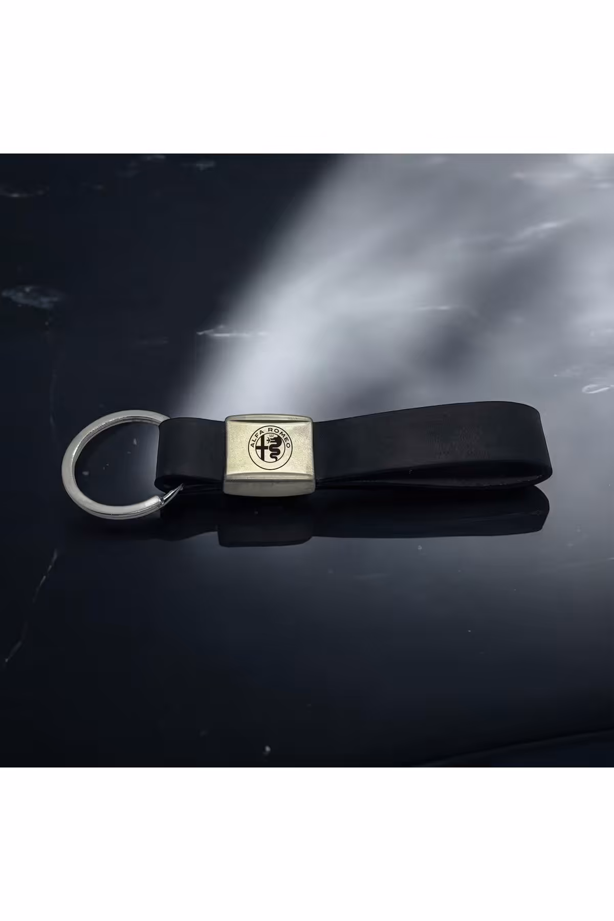 جلیقه کلید مشکی ALFA ROMEO LOGO STEEL BODY CAR KEYCHAIN gastromarka