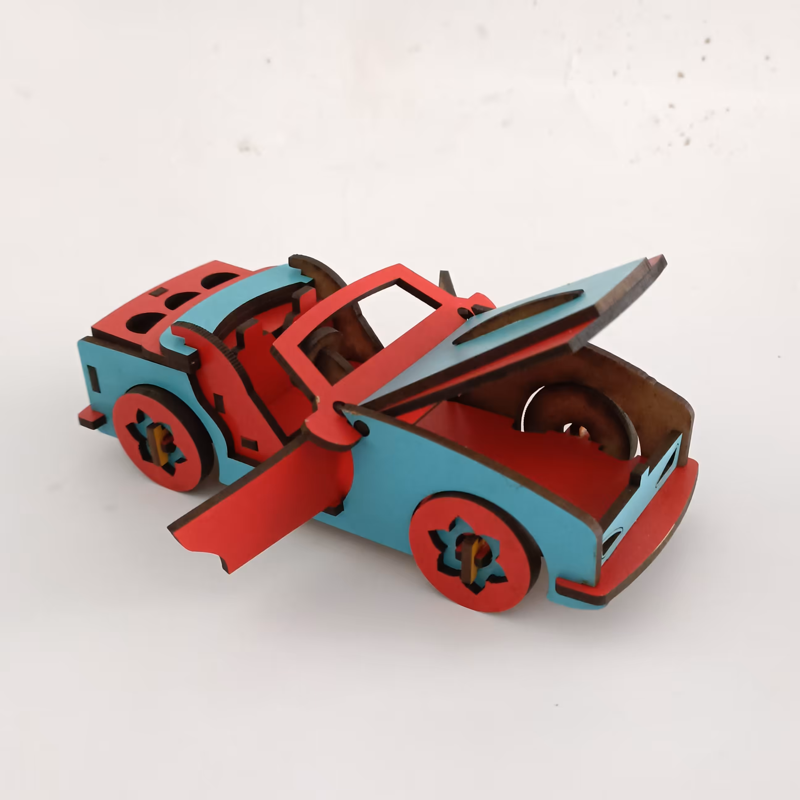 ماشین چوبی کوچک ، ماشین دست ساز