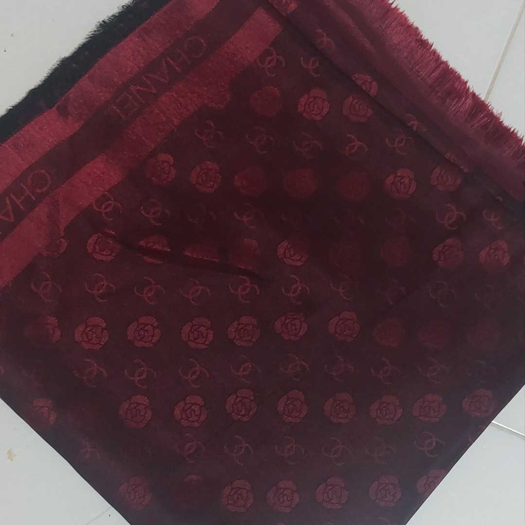 روسری ژاکارد عنابی شنل کریشه پرزی قواره 140 در140 چهارفصل