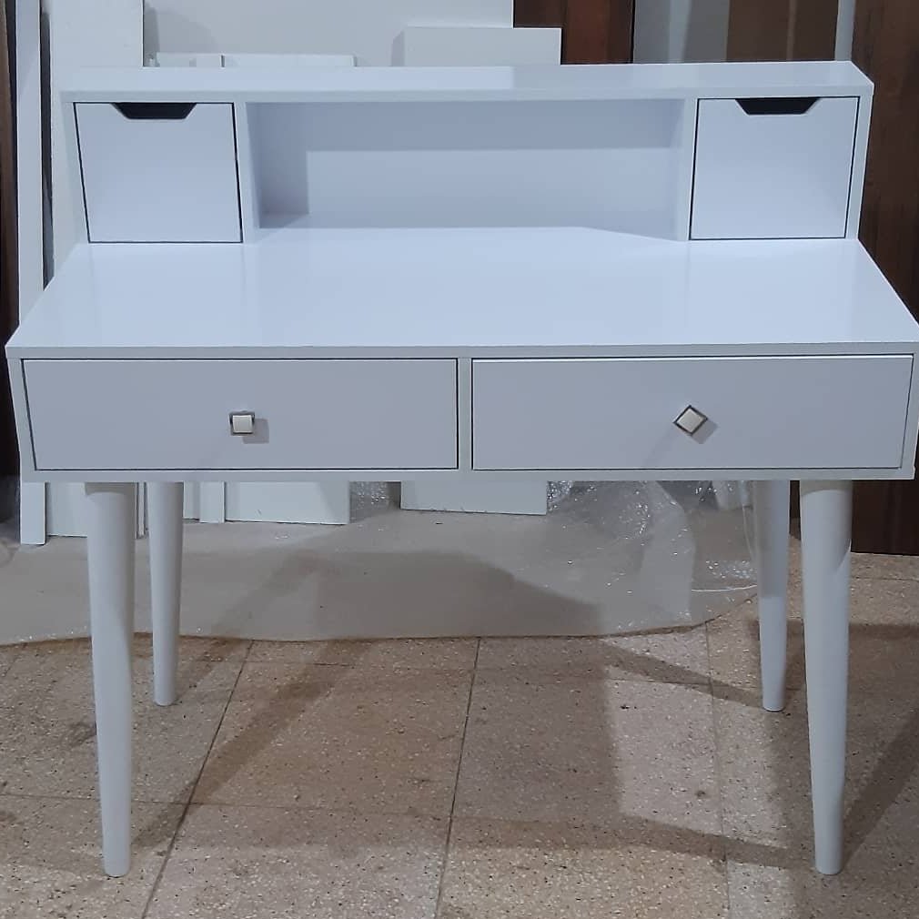 میز مطالعه مدل a0042 دو کشو سایز 60*90 پایه چوبی ، امکان تغییر سایز و رنگ