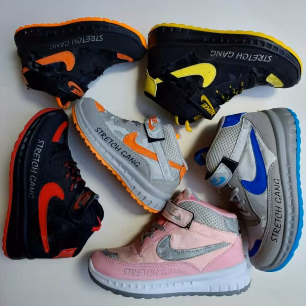 کفش اسپرت نیم ساق پسرانه،دخترانه تزریق ضد آب ضمانتی(ارسال رایگان )