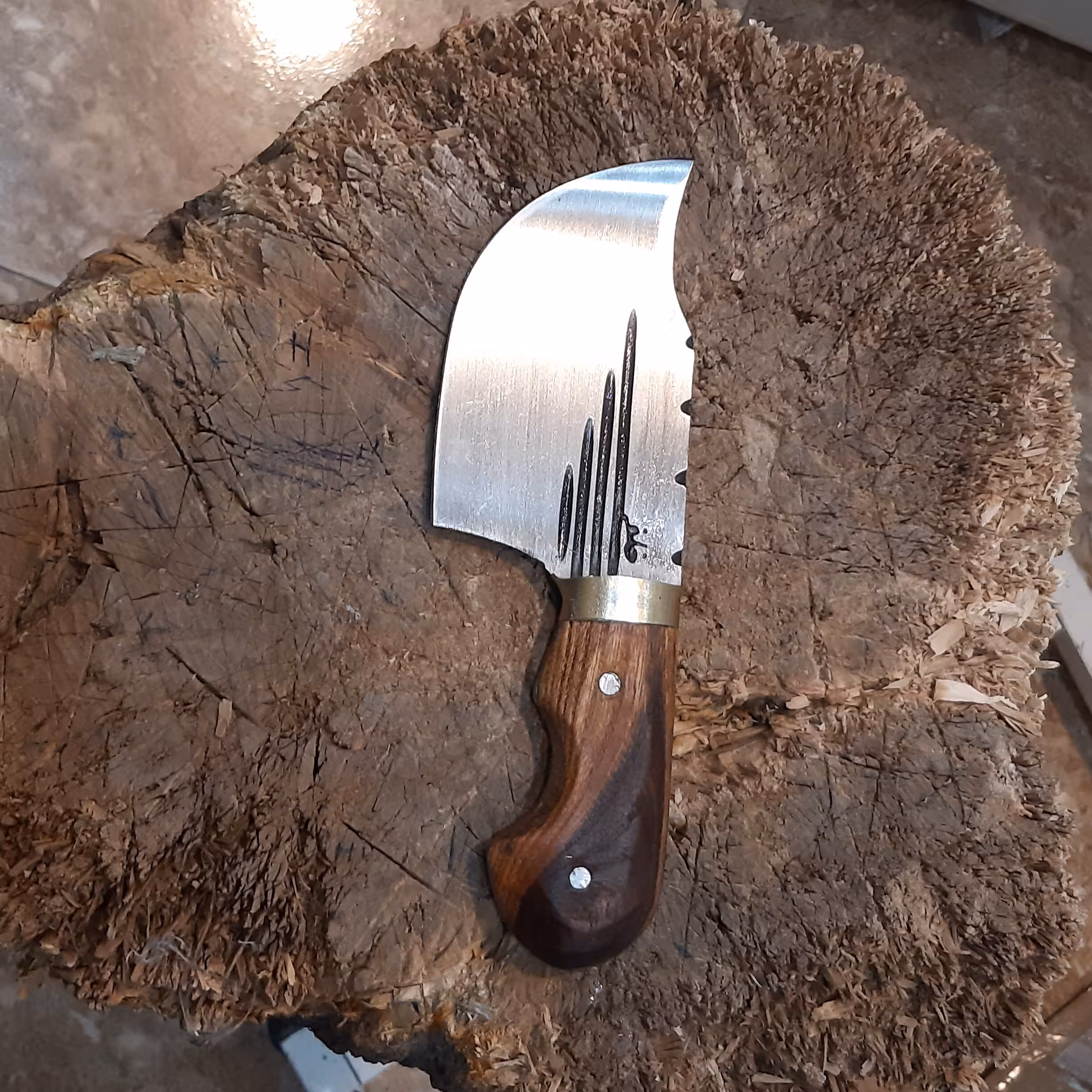 پوست کنی فولادی نوک عقابی  استاد خلفی باربند برنجی 