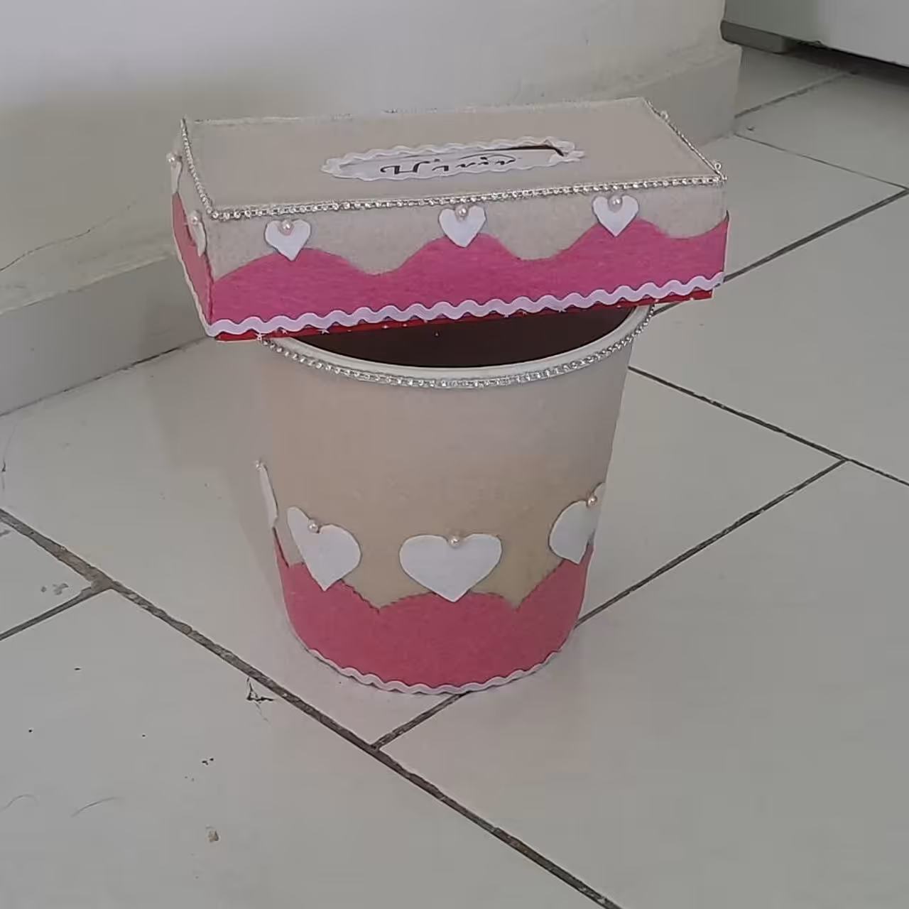 جا دستمالی و سطل آشغالی نمدی