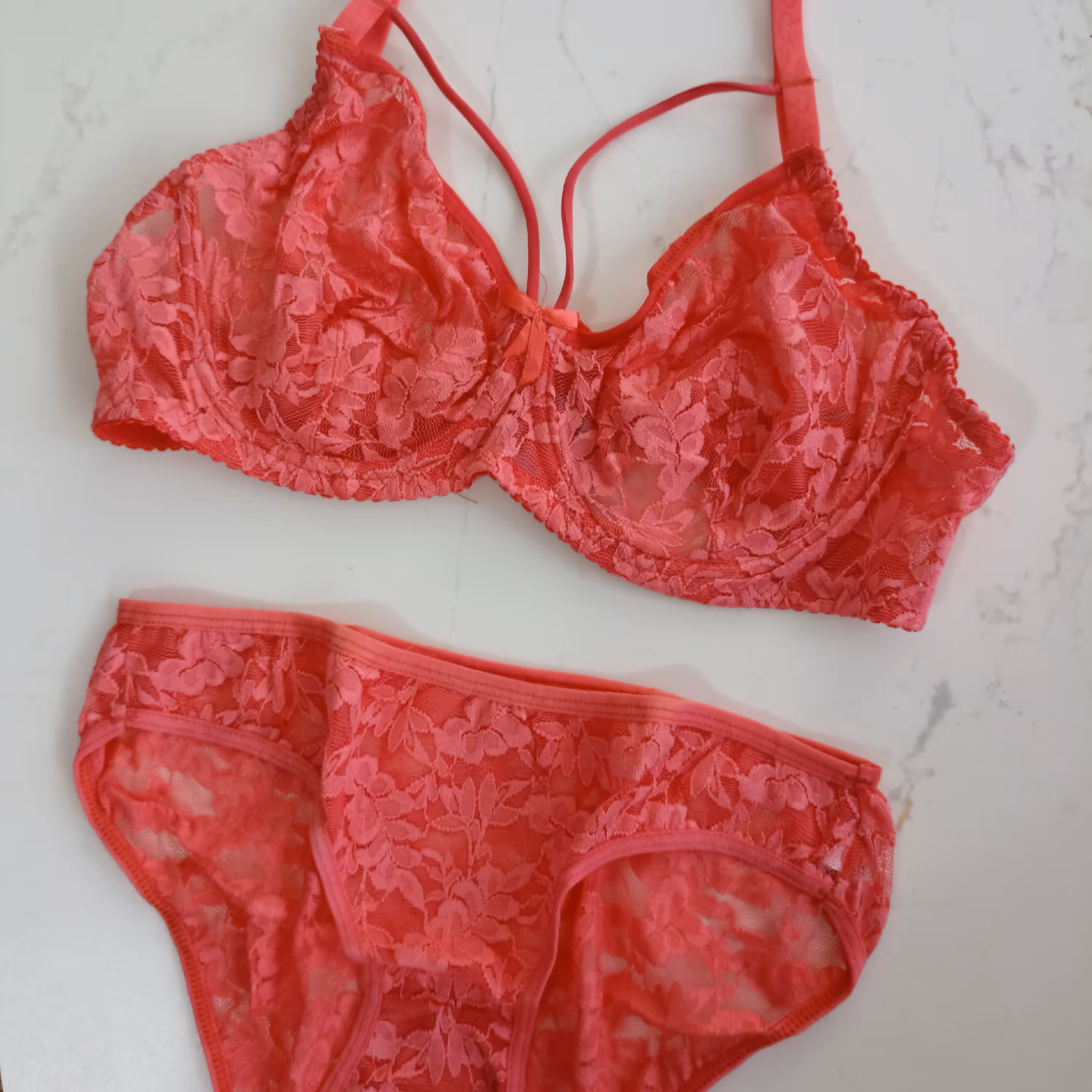 ست شورت و سوتین اورانوس دانتل کد 1105فنردار هارنس دار رنگبندی گلبهی سایز 90