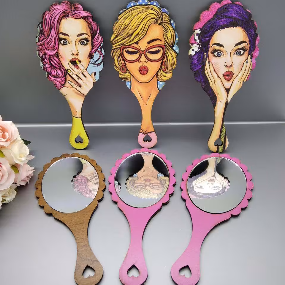 آینه چوبی فانتزی طرح پاپ آرت
