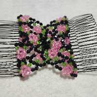 شانه جادویی گل رز  دارای رنگ بندی زیبا و باکیفیت