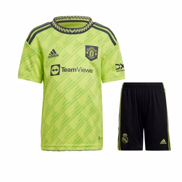 کیت سوم بچه گانه منچستریونایتد 2023