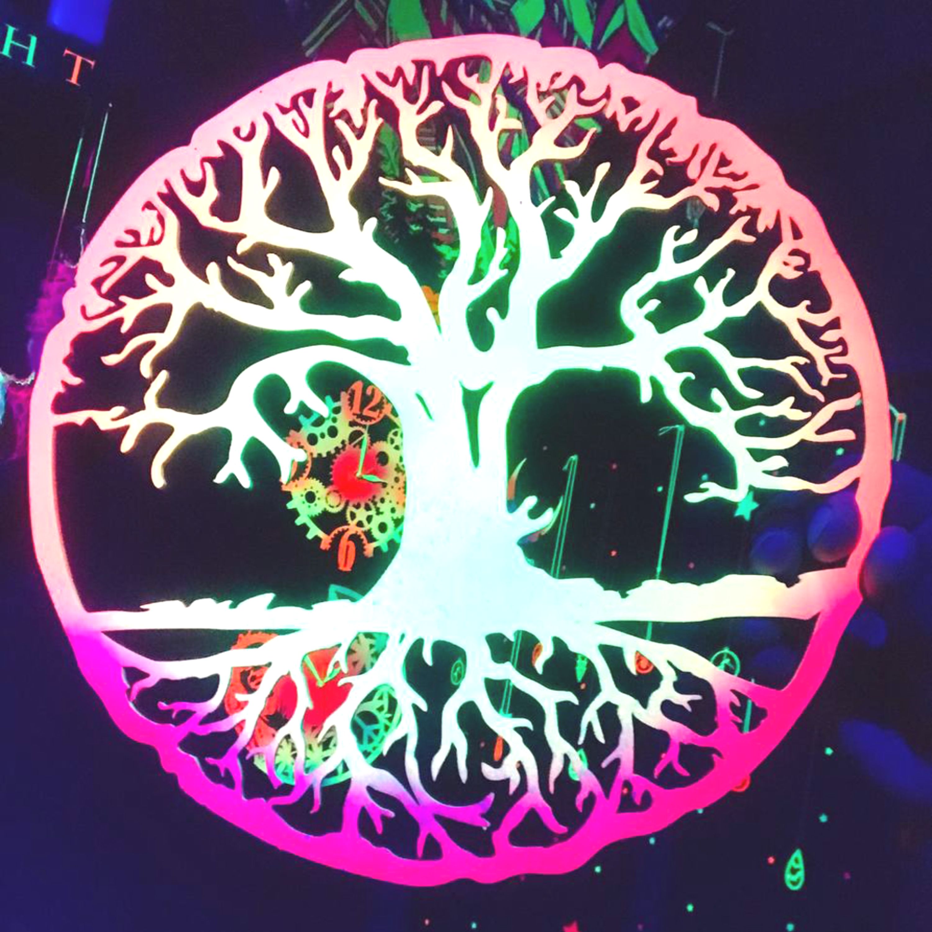 دکوری چوبی بلک لایت طرح درخت زندگی Blacklight