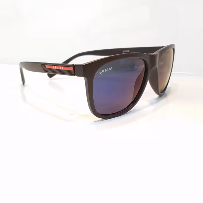 عینک آفتابی مردانه 
جنسیت فریم تمام قاب کائوچو
جنسیت عدسی پلاستیک آنتی رفلکس بنفش uy 400