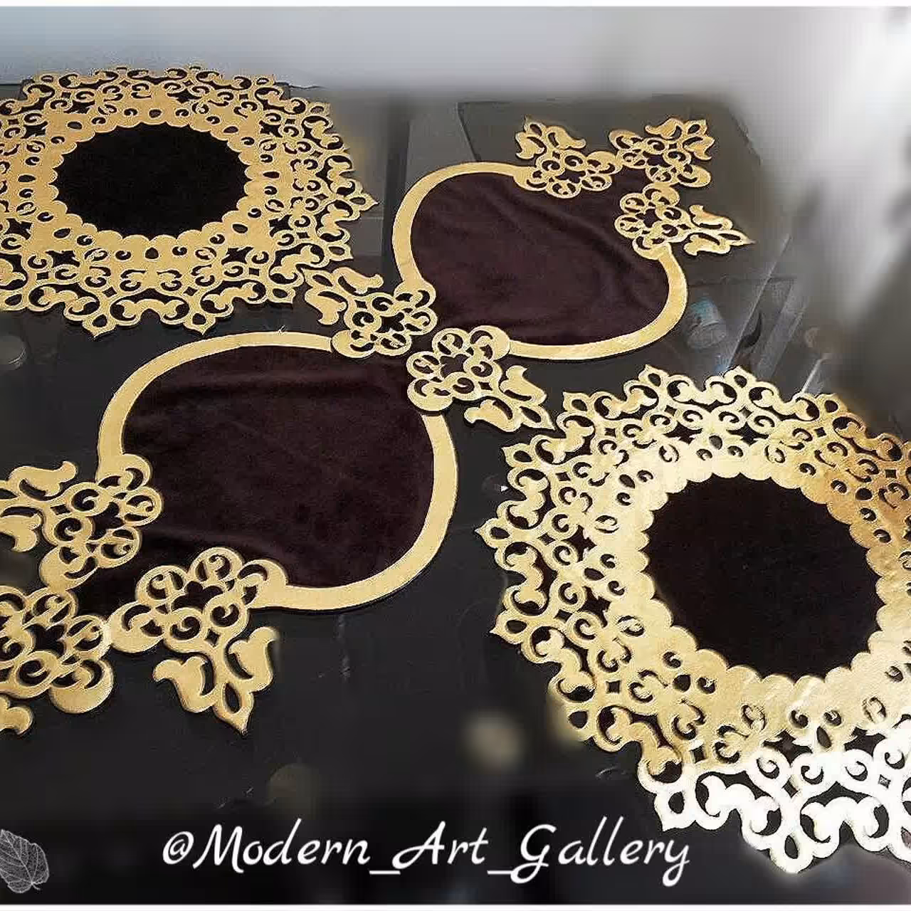 رومیزی طرح تاج