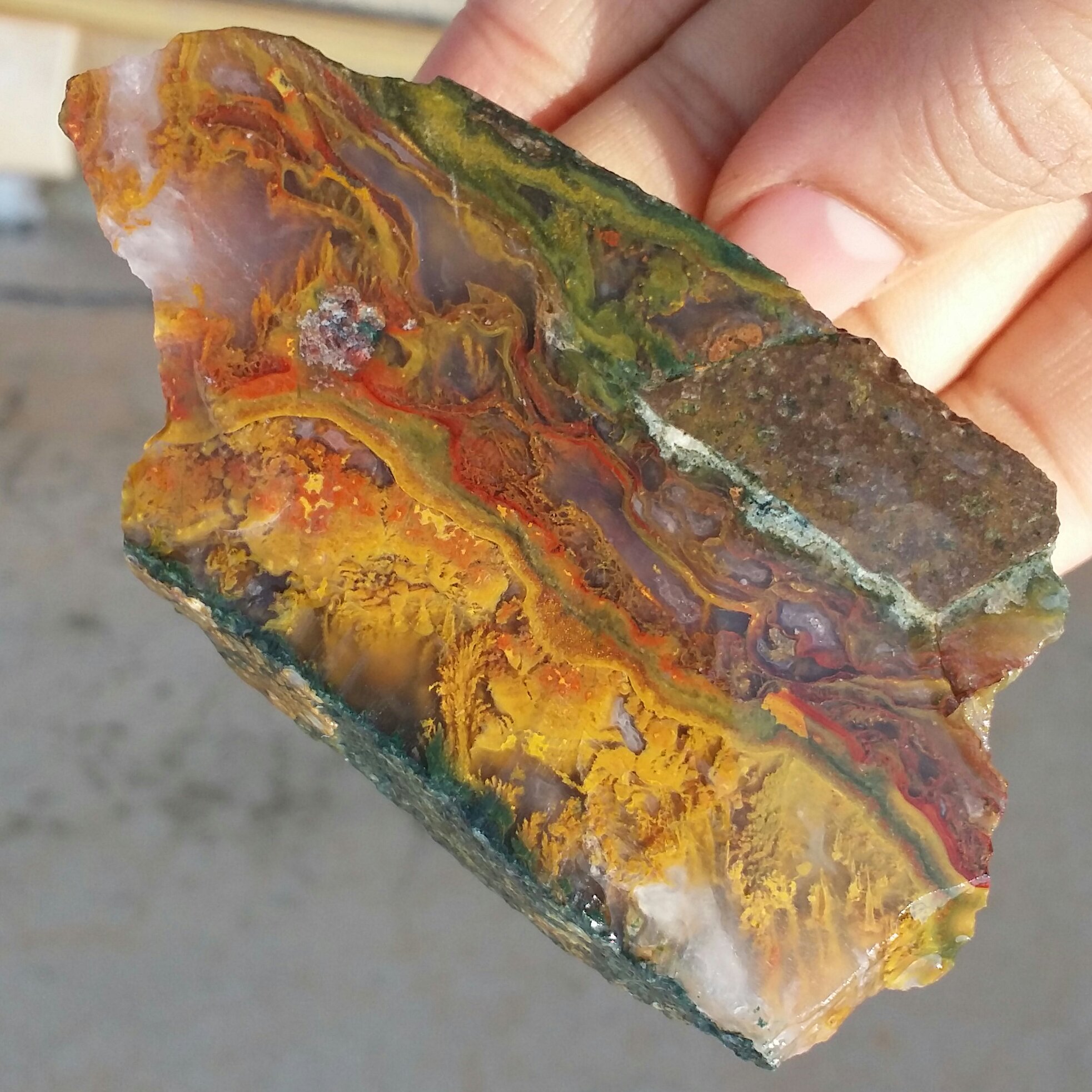 اسلایس سنگ راف عقیق شجر منظره 7رنگ بسیار دیدنی شاهکار خلقت کاملا طبیعی
با قابلیت ساخت چند نگین دیدنی و محشر
 کد 8793