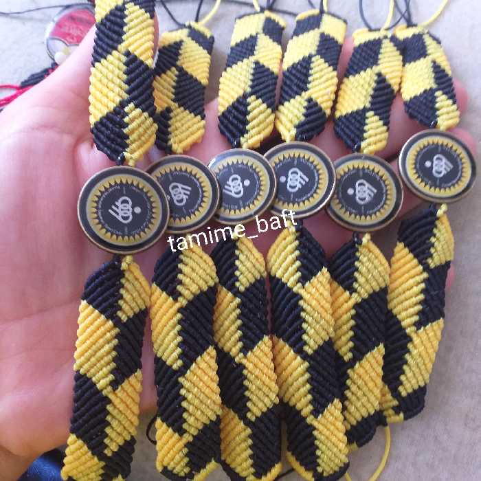 دستبند بافت میکرو مکرومه هنر دست با پلاک برنزی   رزین