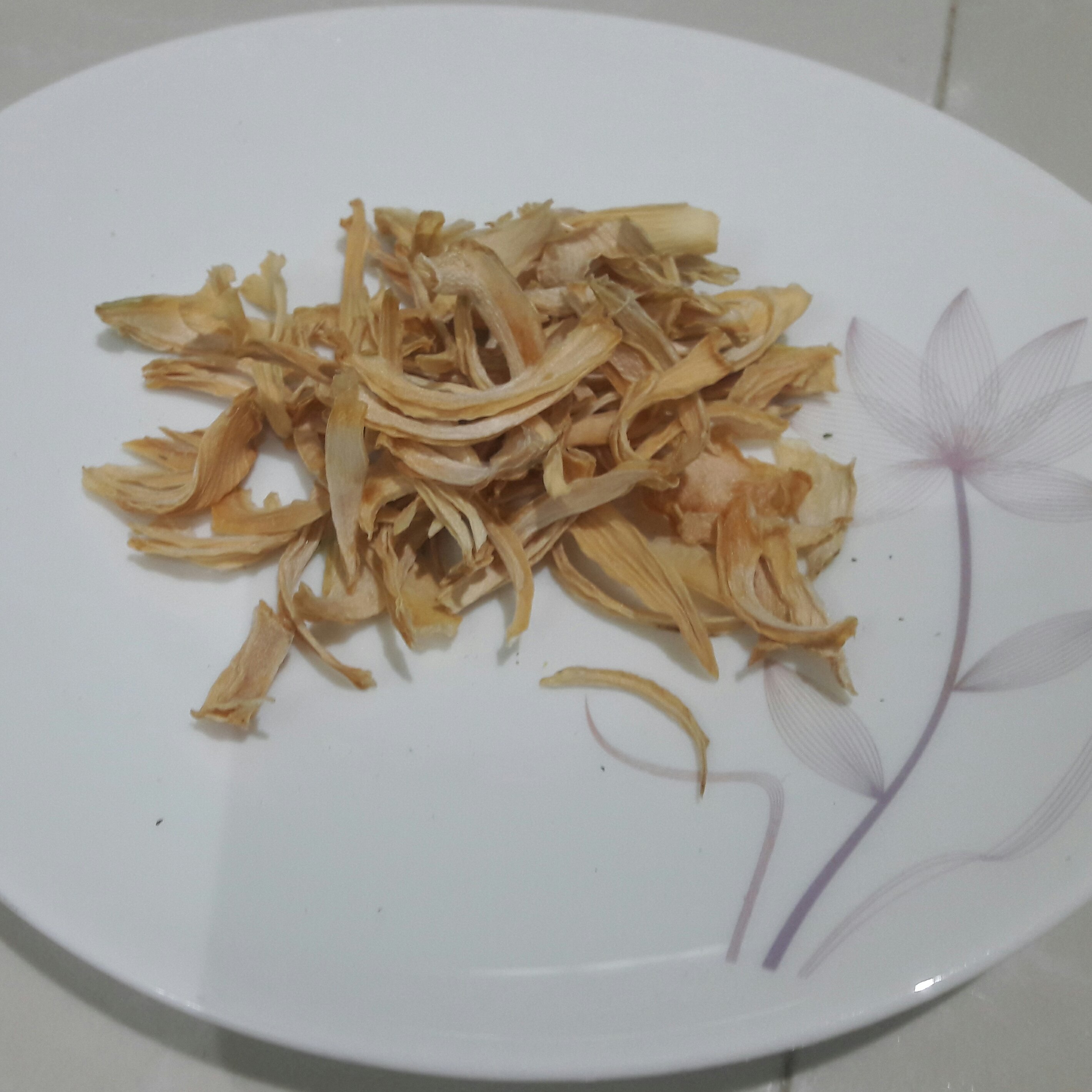 پیاز خشک با دستگاه پیشرفته  از بهترین و باکیفیت ترین محصولات (1000gr) 