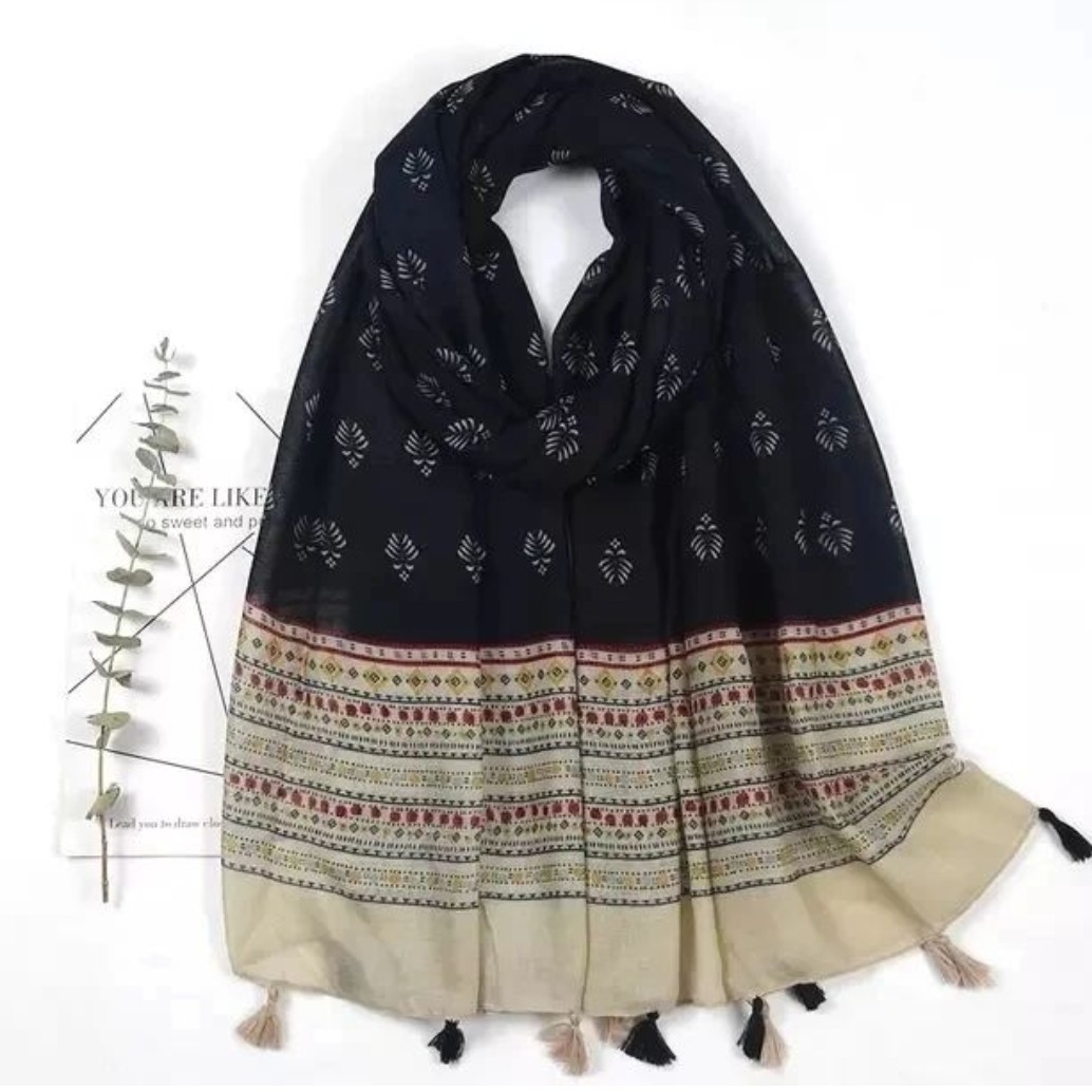 شال مشکی طرح سنتی