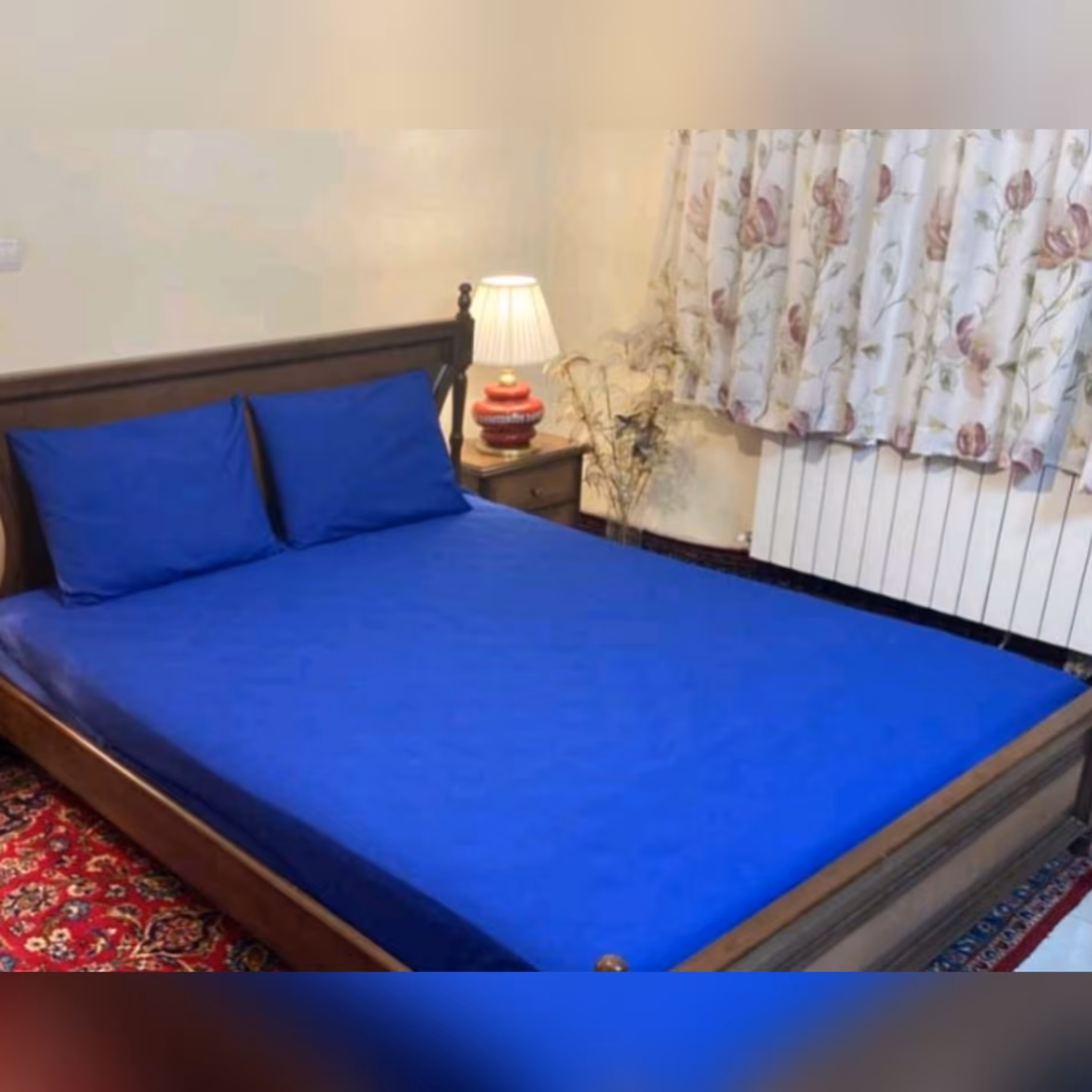 روتختی کش دار  دونفره به همراه دوعدد رو بالشی زیپ دار