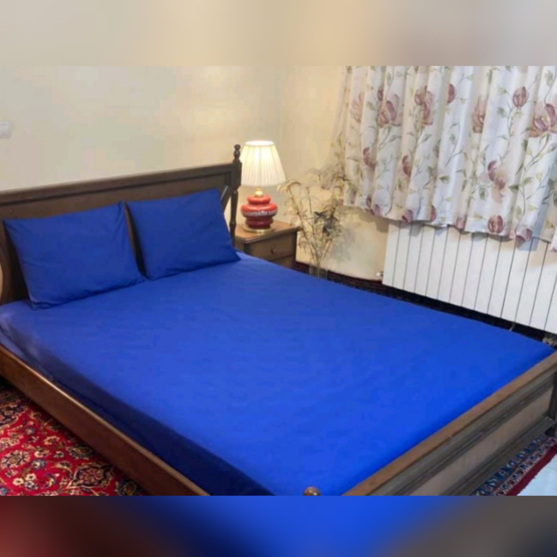 روتختی کش دار  دونفره به همراه دوعدد رو بالشی زیپ دار