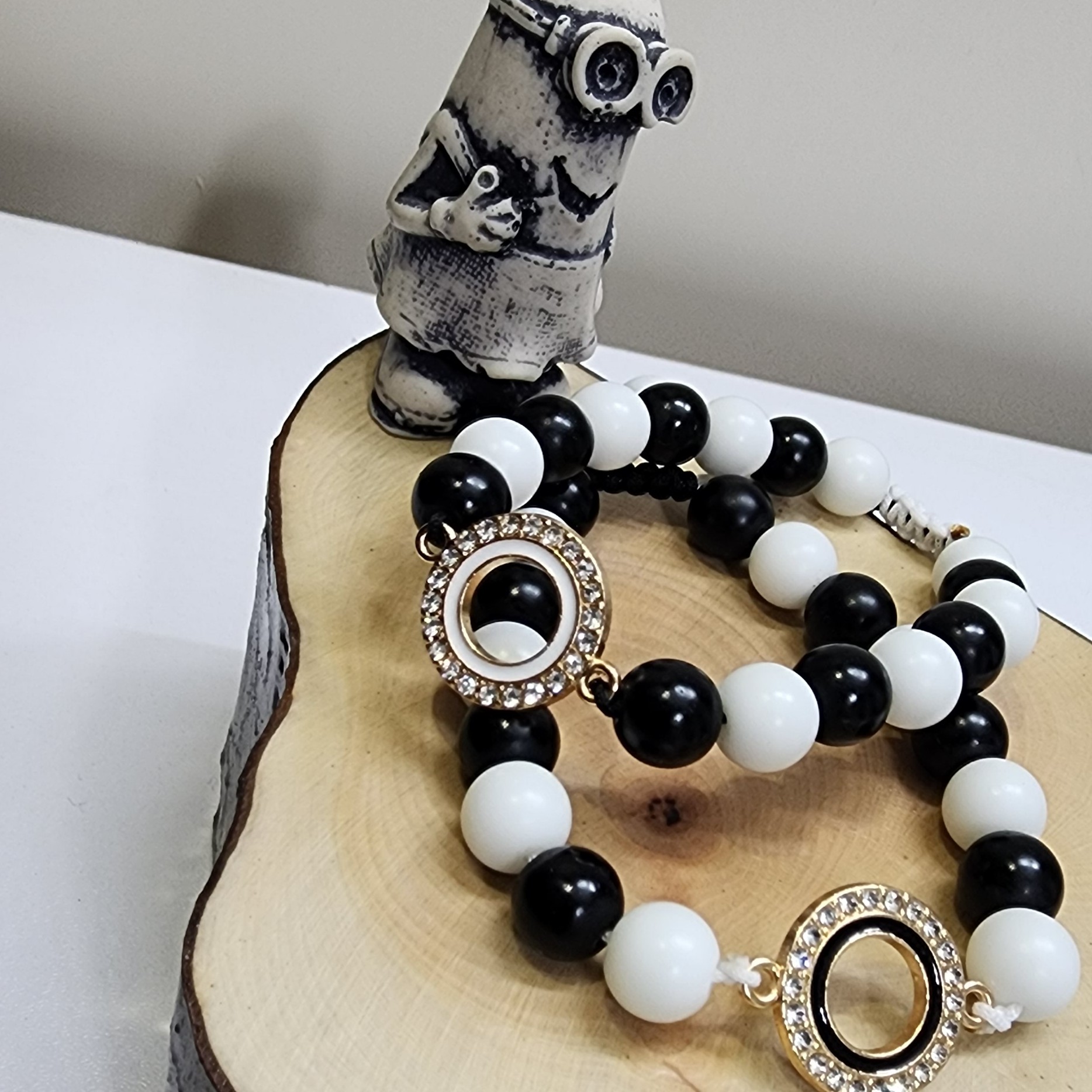 دستبند اونیکس سفید مشکی