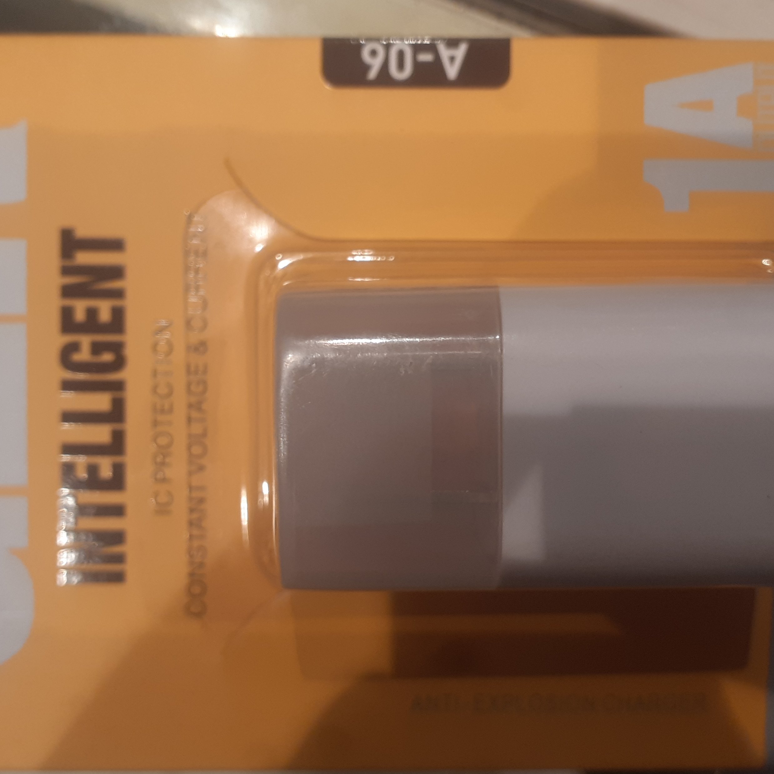 تبدیل شارژر USB خارجی مدل A-06 AZP