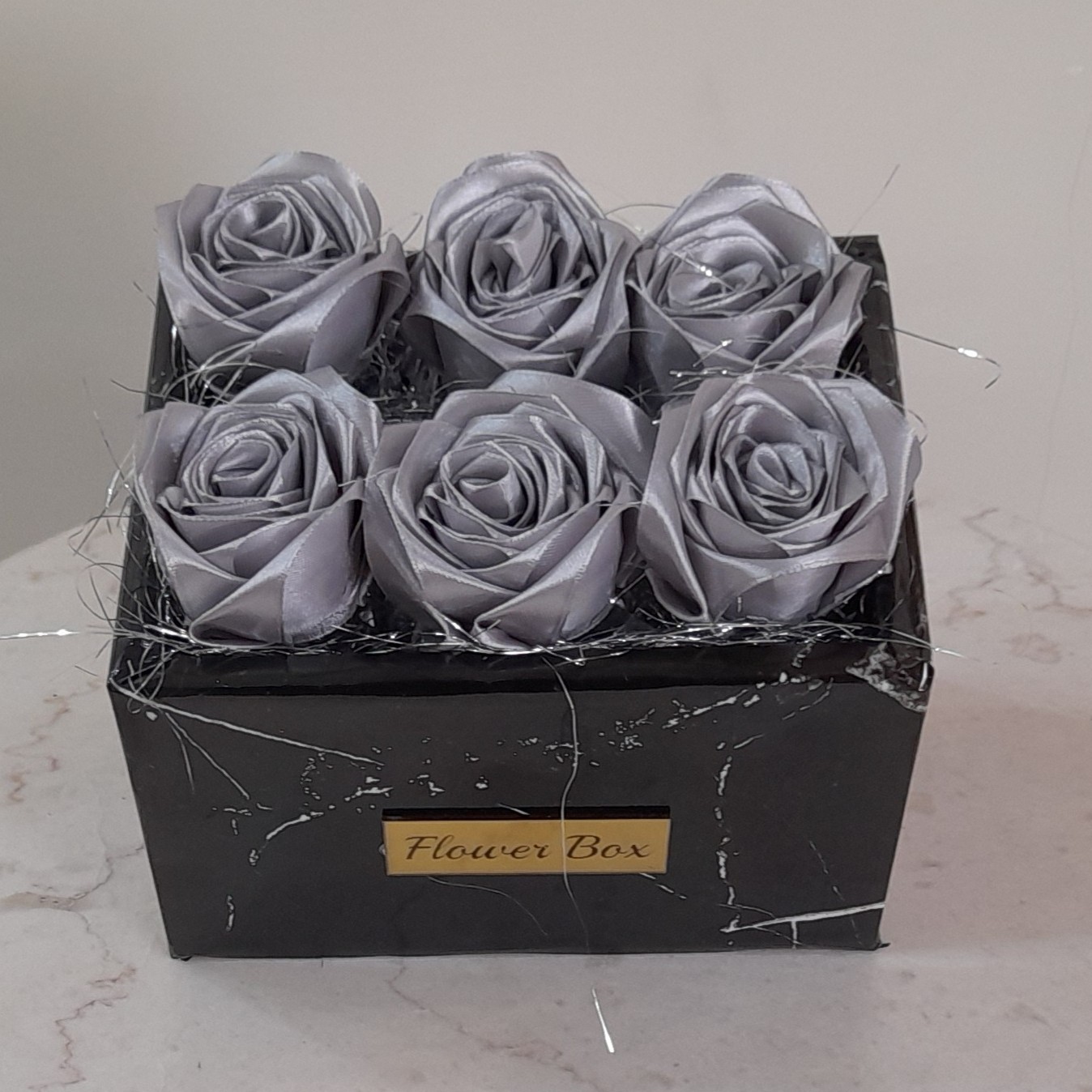 باکس گل رز ساتن