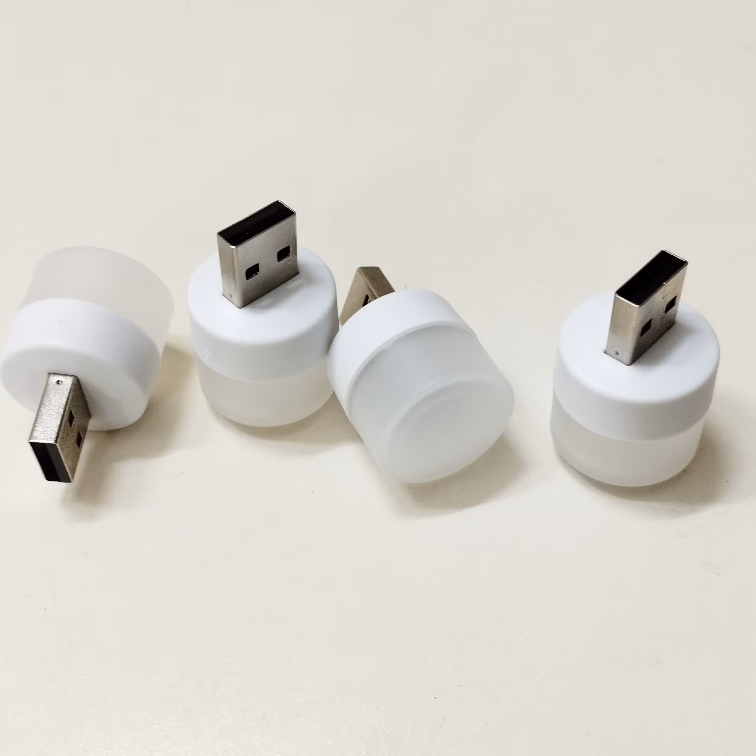 چراغ USB نور عالی
