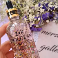 پرایمر و سرم طلا گلدزن زیرساز ارایشی خوب جوانساز پوست 100ml