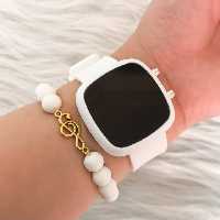 ست ساعت مچی led  ال ای دی بند ژله ای سفید  مربع همراه با دستبند مهره ای سفید  جدید لاکچری دخترانه زنانه مردانه اسپرت