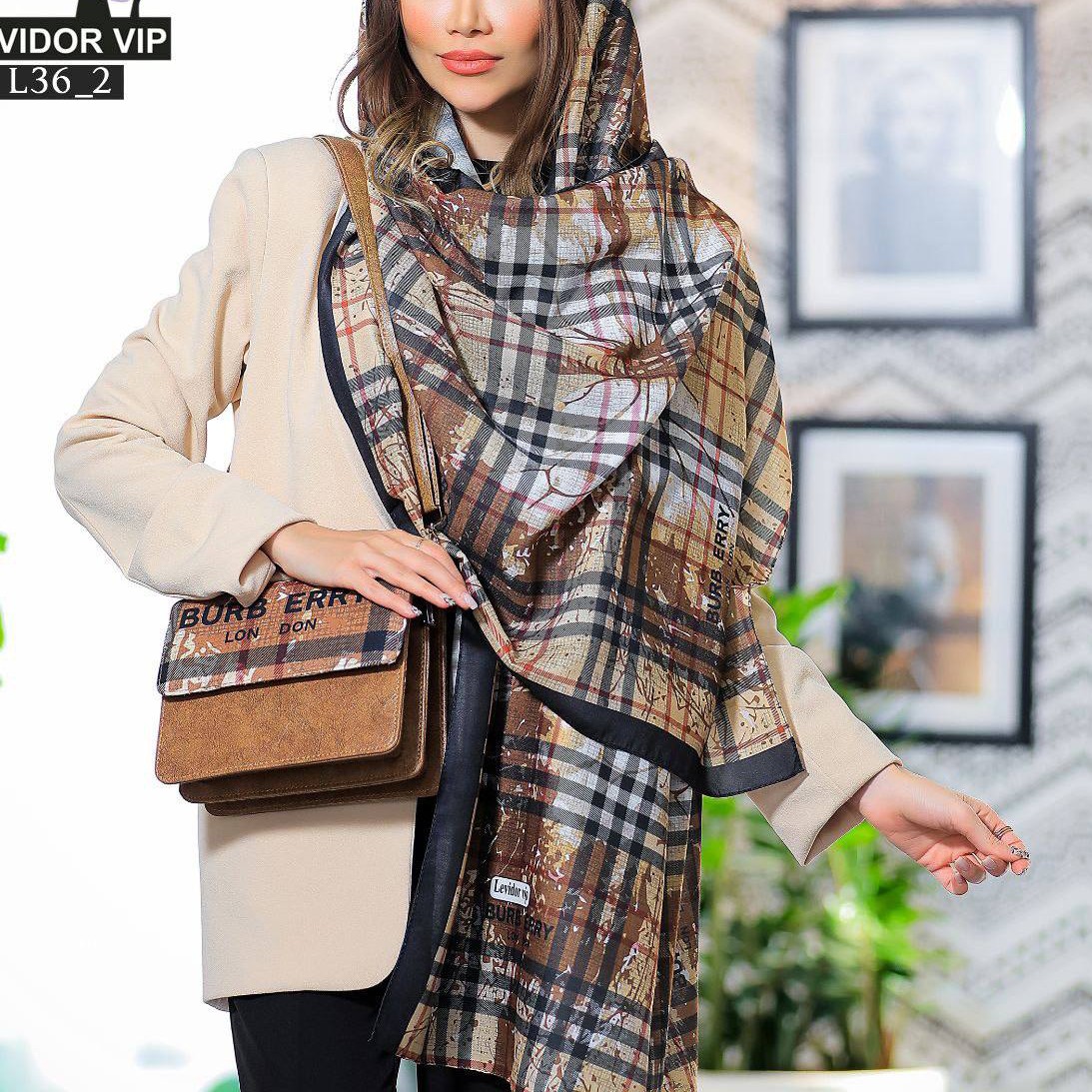 ست شال و کیف طرح بربری برند لویدور ارسال رایگان به سراسر کشور
