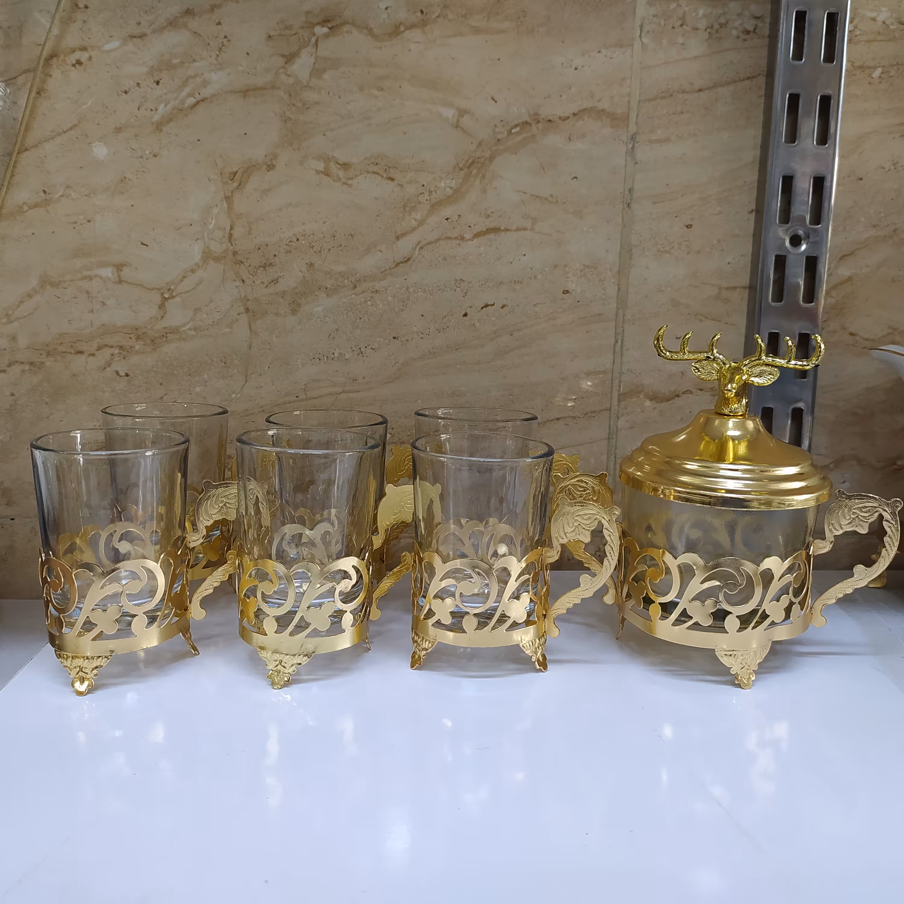 ست فنجان وقندان  بدنه فلزآبکاری شده 