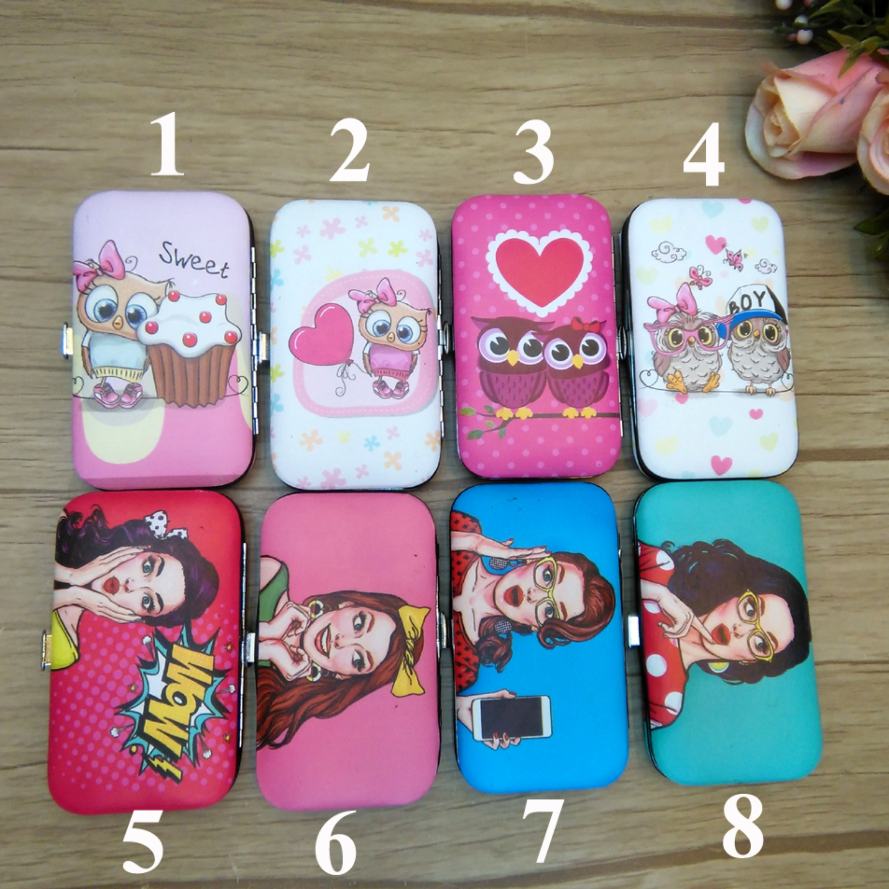 ست مانیکور عروسکی 7پارچه با کیف روکش چرم مصنوعی