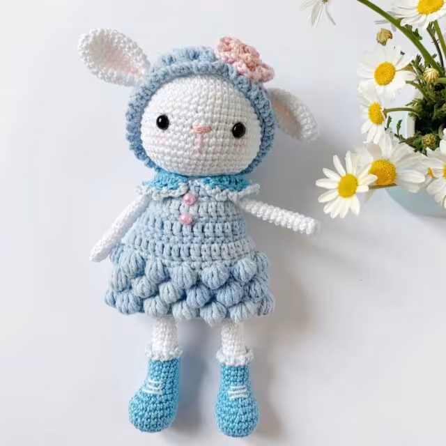 عروسک بافتنی گوسفند ، 20 سانتی متر،بافتی تمیز و حرفه ای