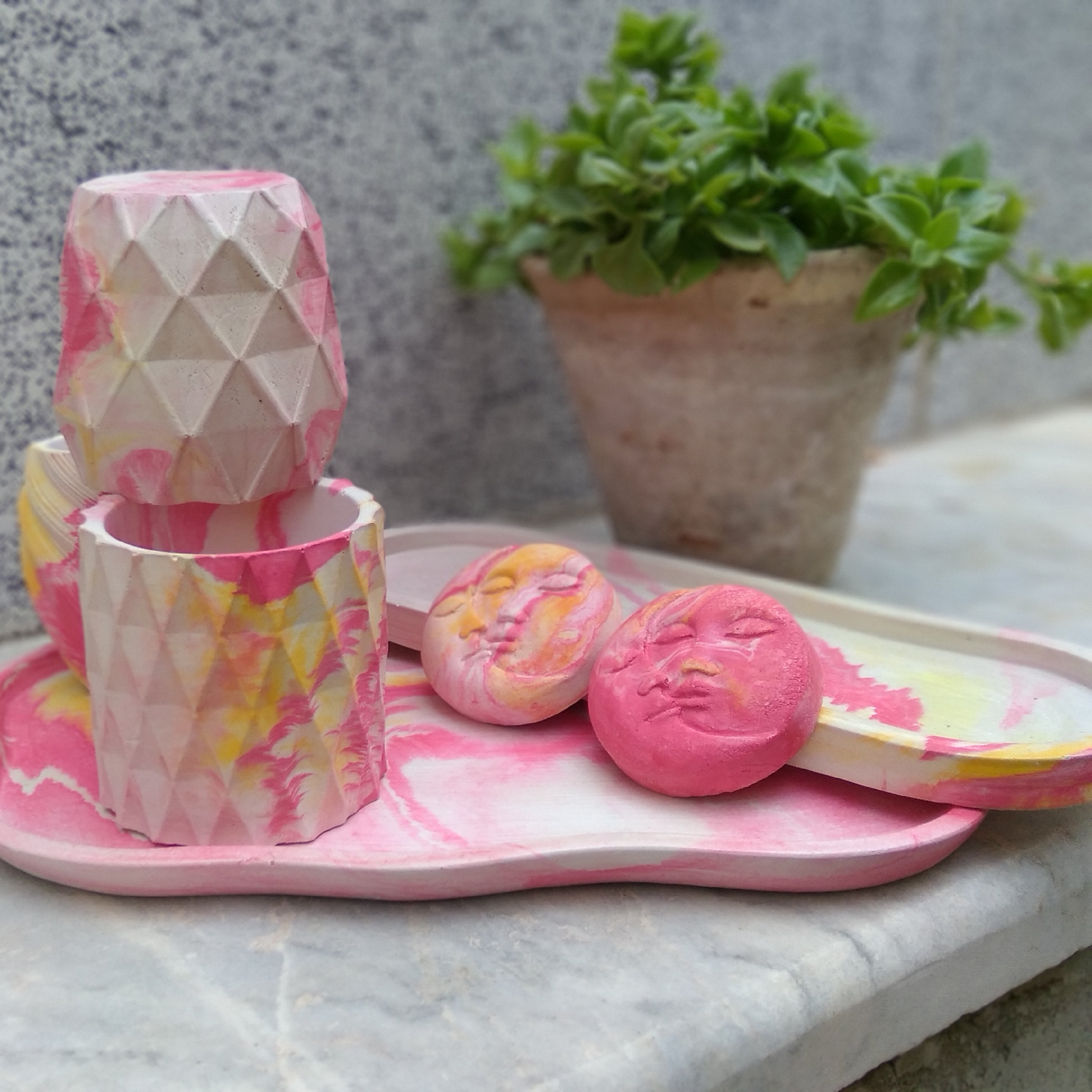 اکسسوری سنگ مصنوعی(پس کرایه)