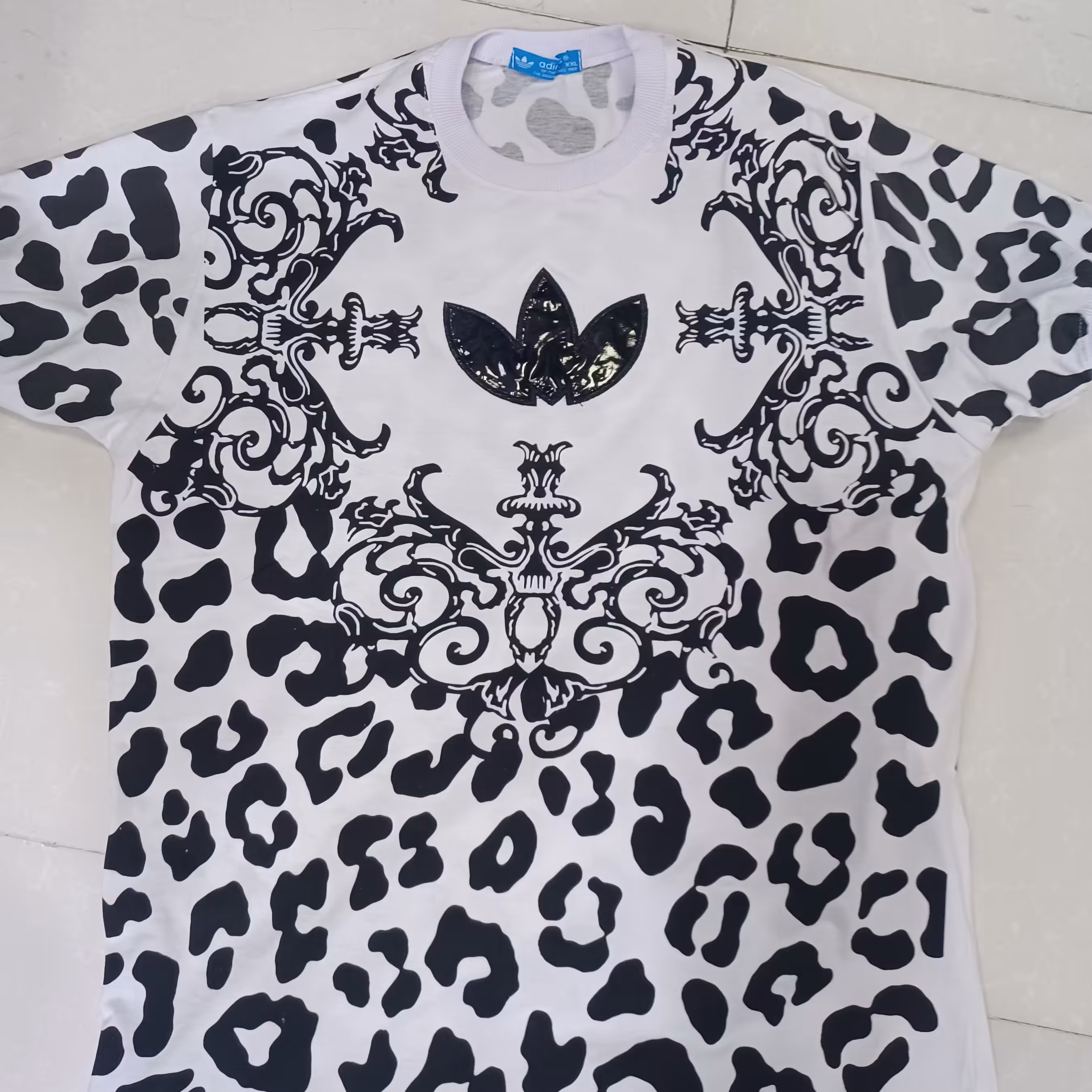 تیشرت آدیداس پلنگی
