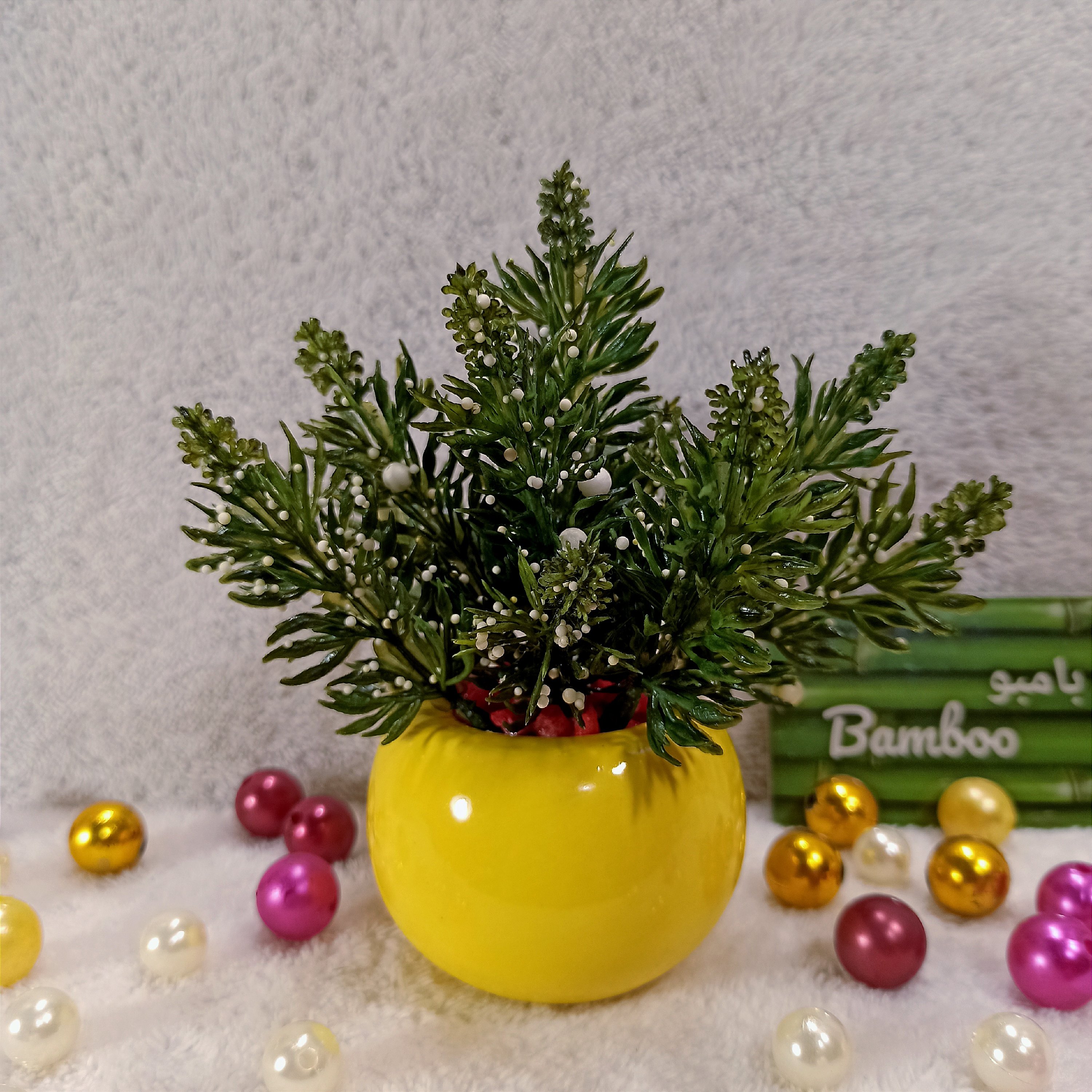 گلدان با گُل مصنوعی مینیمال طرح ایکیا 