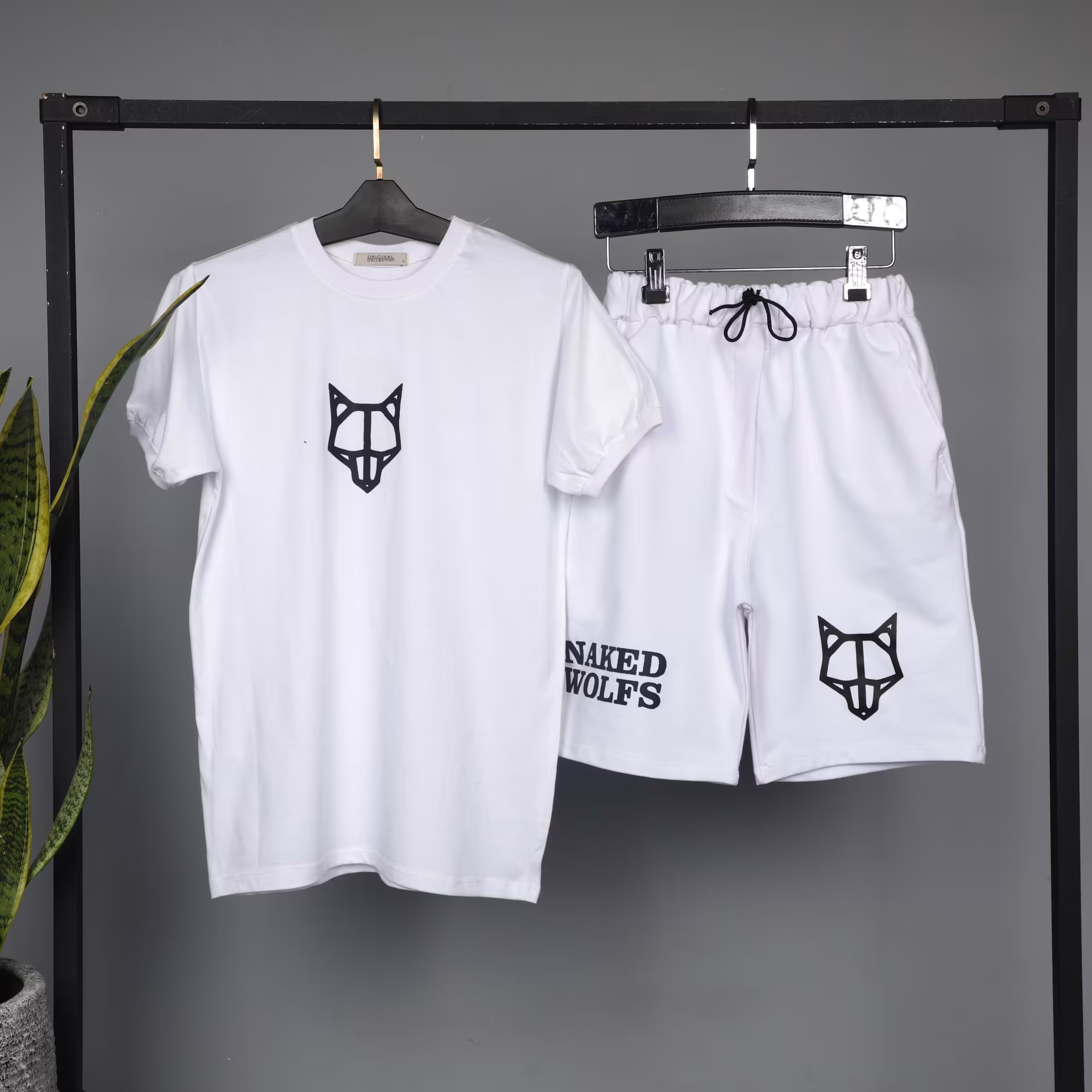 ست تیشرت شلوارک گرگ سپید