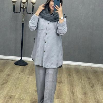 ست مانتو شلوار بیسکوییتی مراکشی.موجودی بگیرید