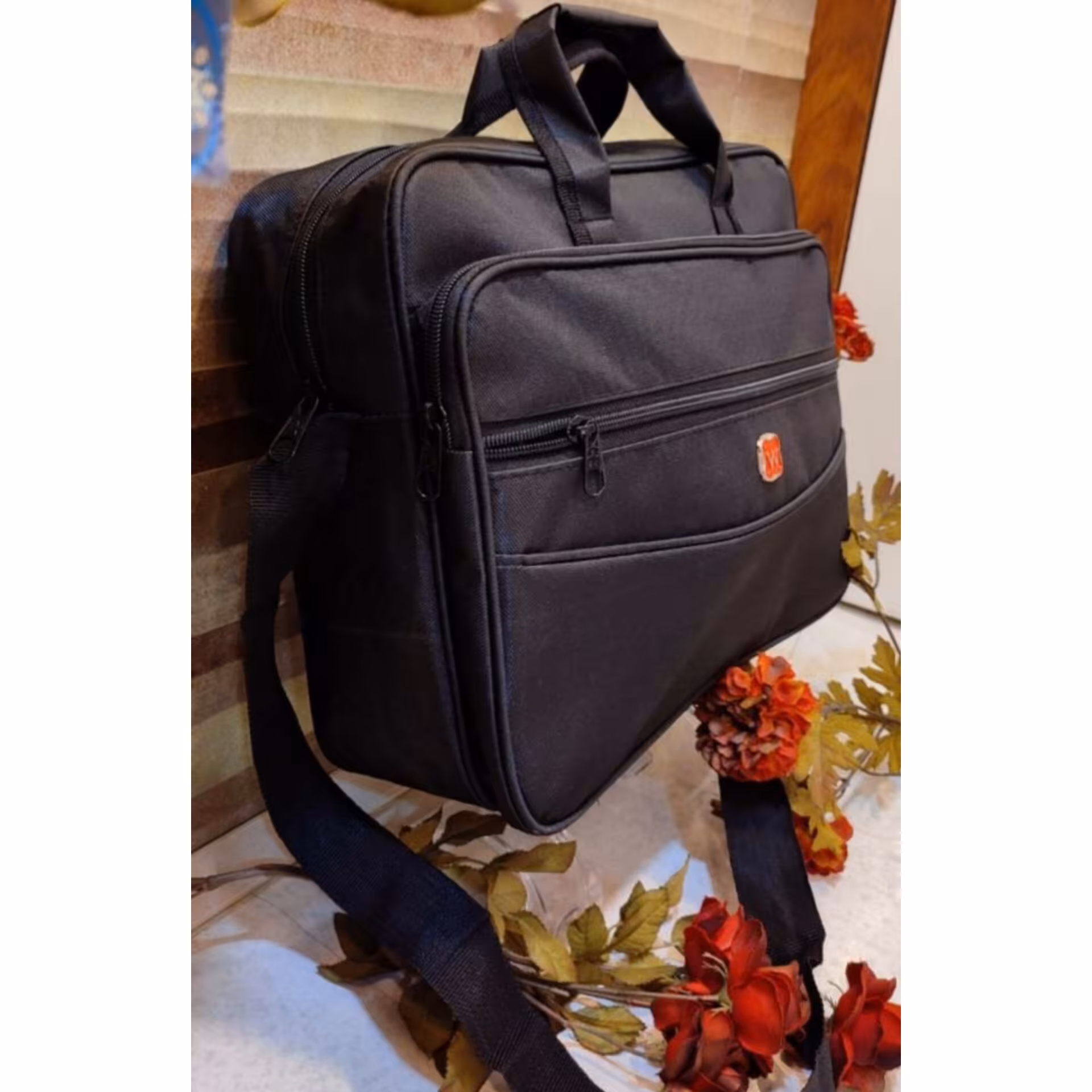 کیف دانشجویی وکارمندیبمب فرررروووشبزرگ وجادار،کیفیت عااالی،رویه خارجی، خوش استایل،طول 40،ارتفاع 30